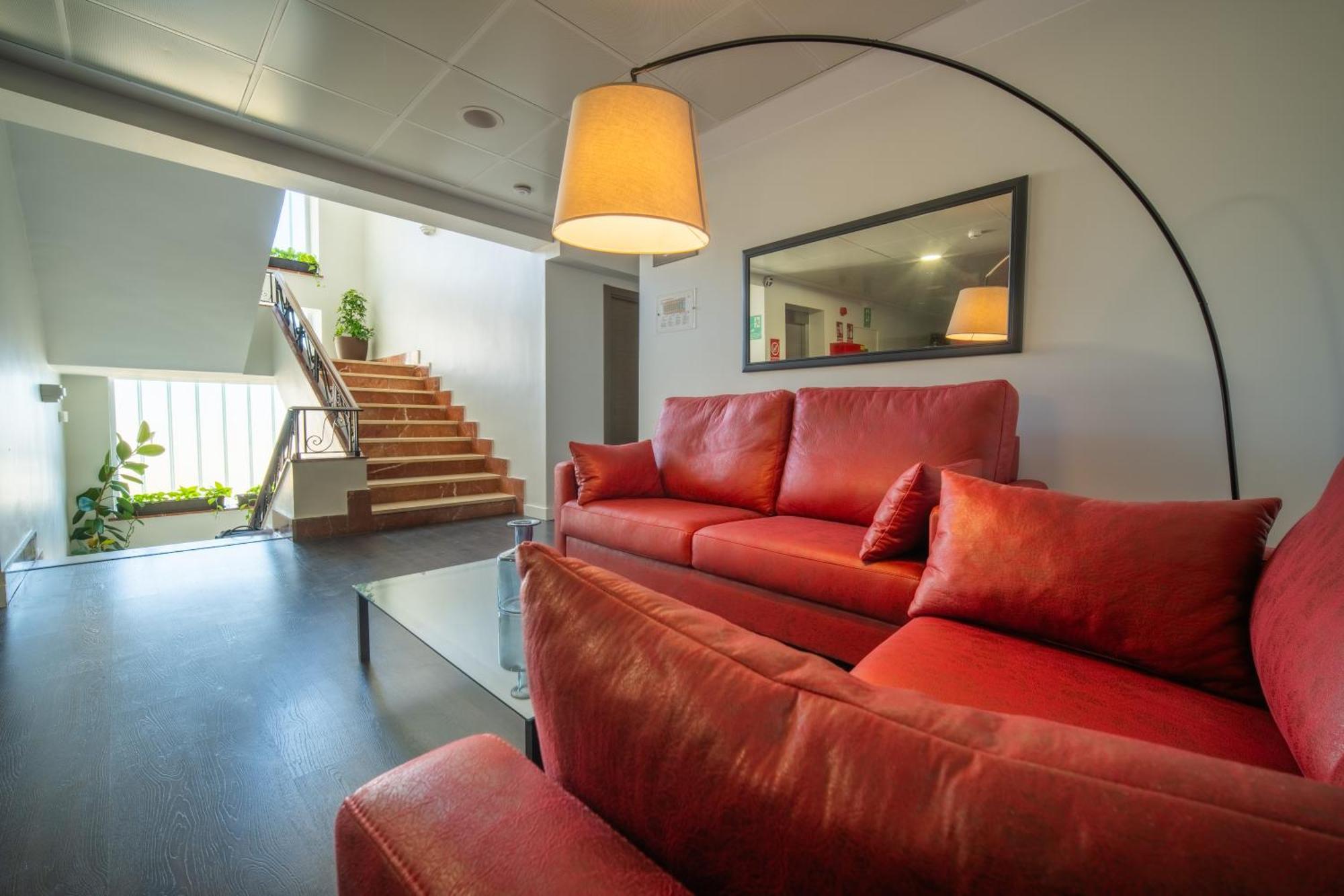 Pato Rojo Hotel