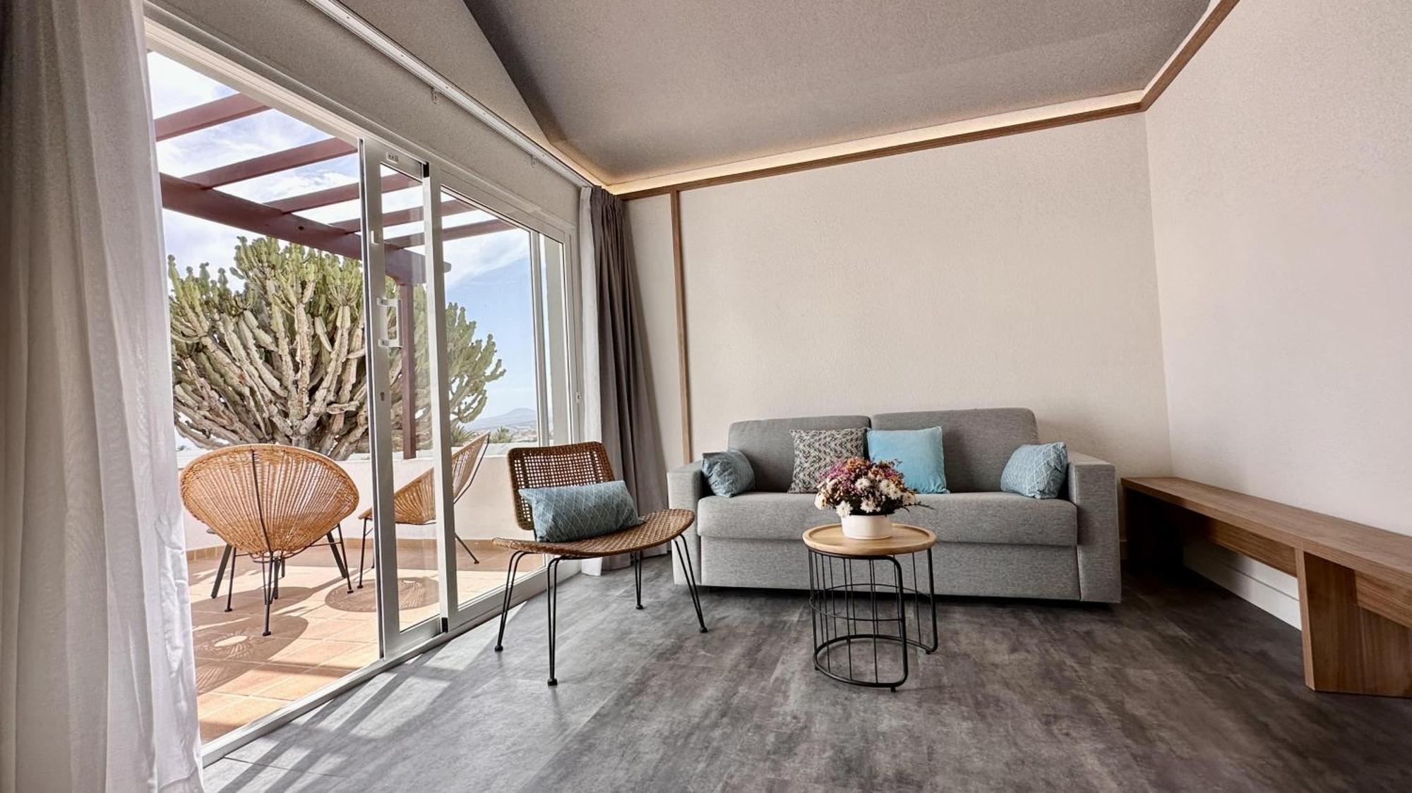 Caleta Dorada Aparthotel