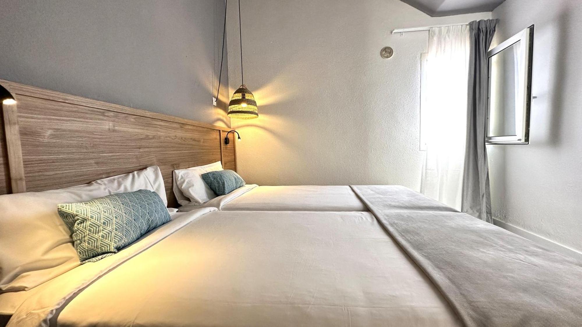 Aparthotel Caleta Dorada