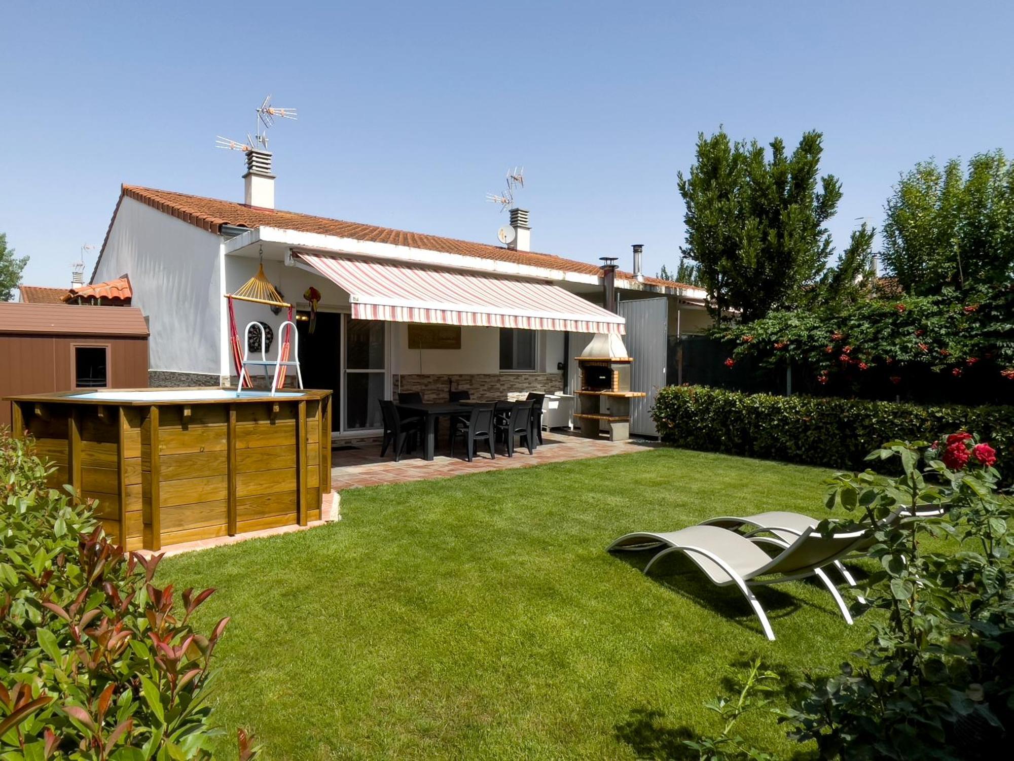 Casa Ozcoidi, Acogedor Con Jardin Y Piscina En El Centro De Navarra Country house *
