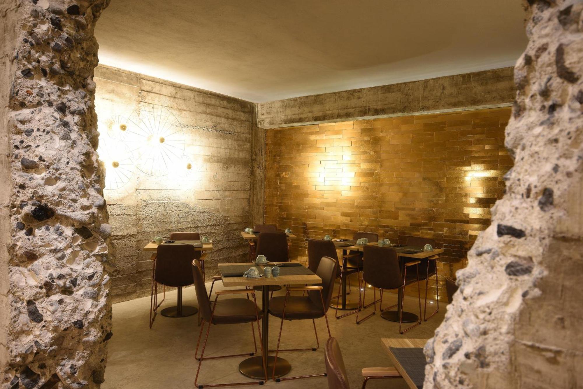 Hotel Design Bex 4*