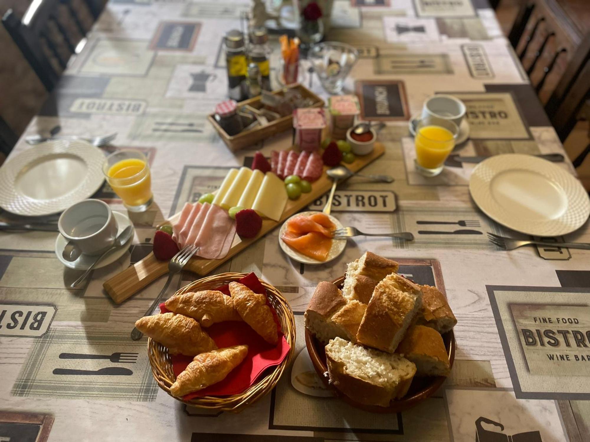Ubeda - - Pinoso-alicante Guest house *