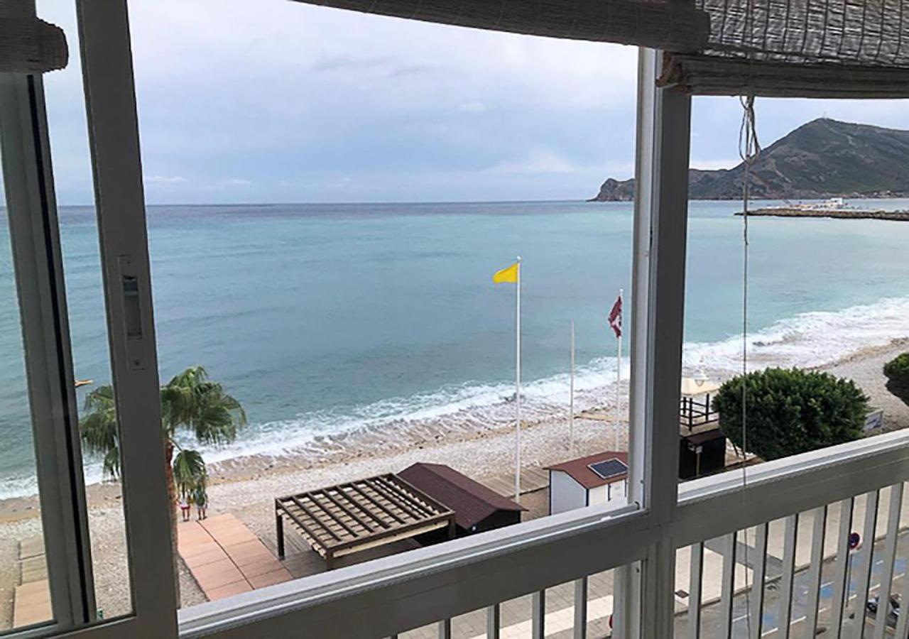 Mar Y Puerto
