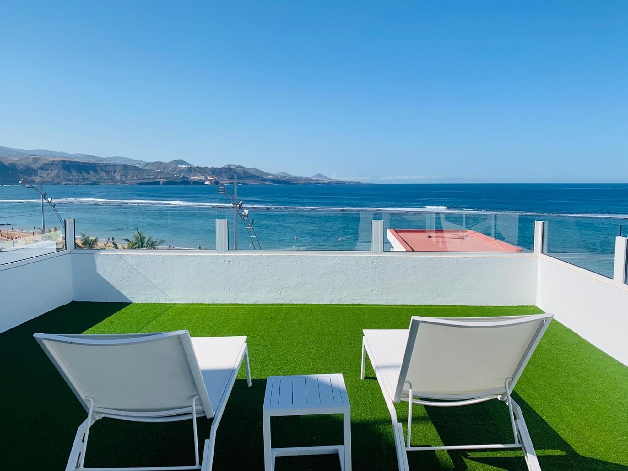 Beachfront Rooftop In Las Canteras Apartamento
