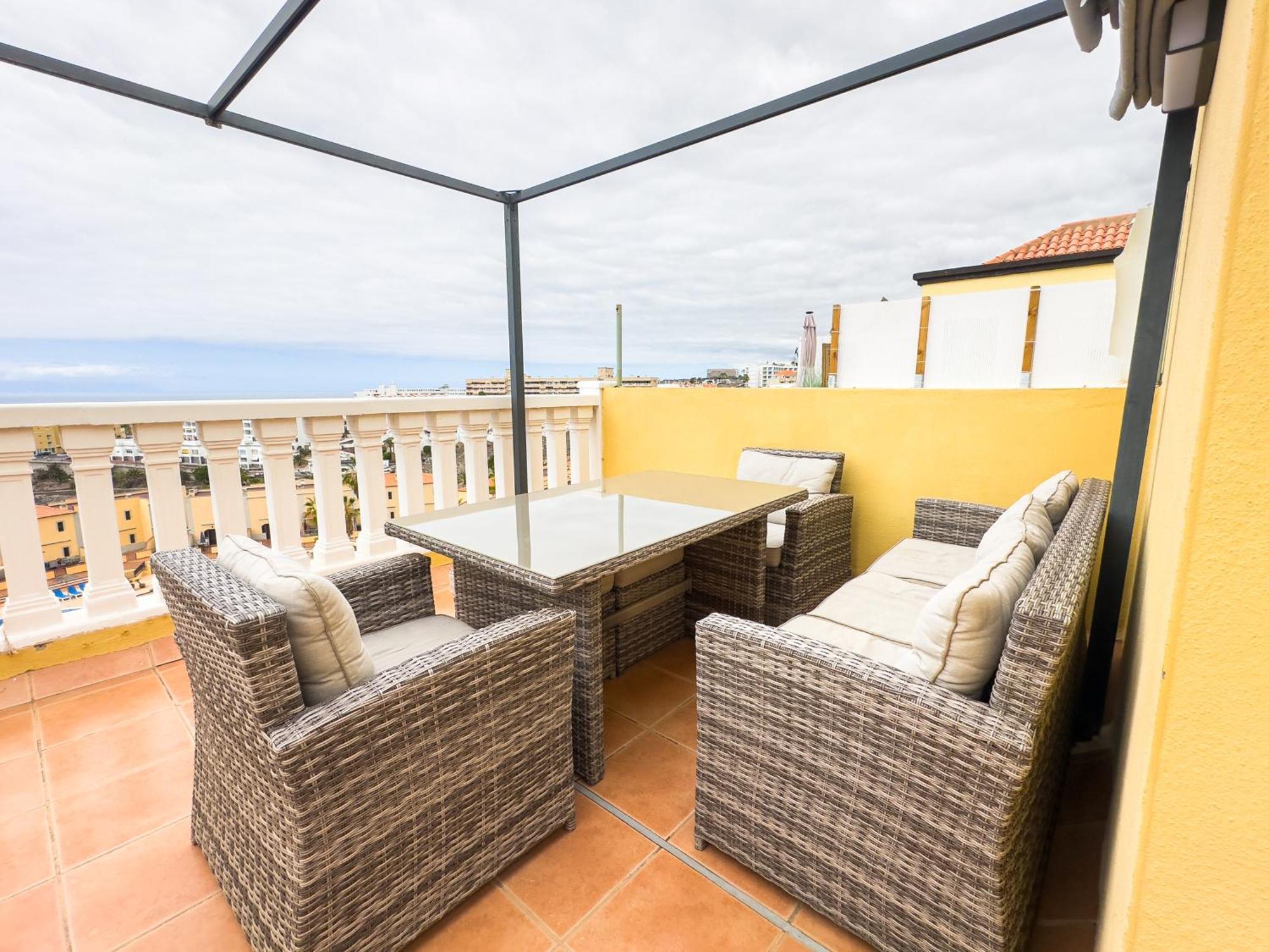 Ocean Front Teneriffa 2 Bedroom Penthouse Apartment