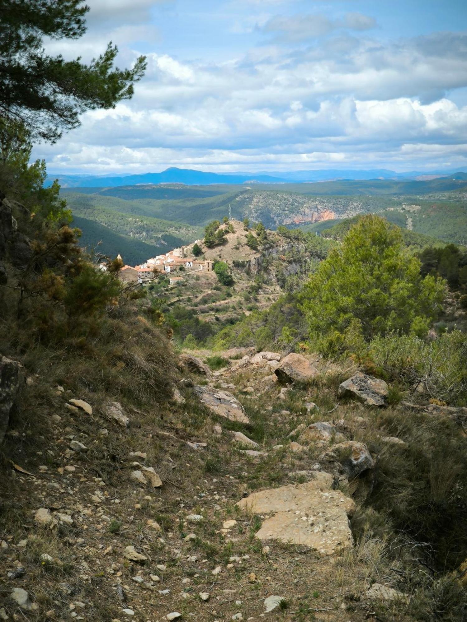 Cara Norte , Casa Rural-castillo De Villamalefa *