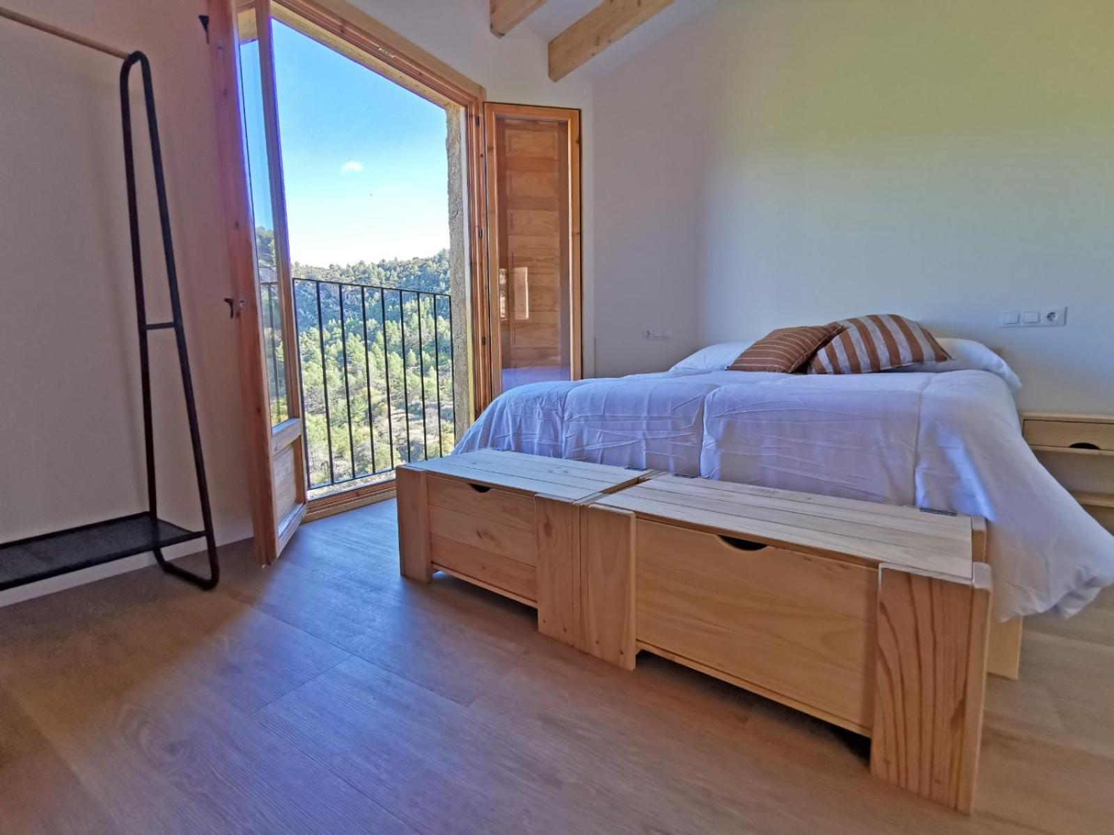 Holiday home Cara Norte , Casa Rural-castillo De Villamalefa