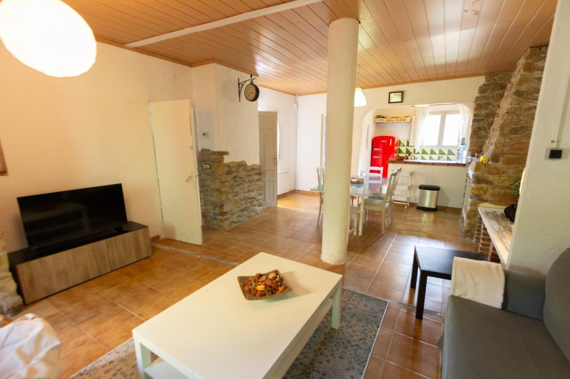 2 Private Abodes In One Magnificent Villa! Villa *