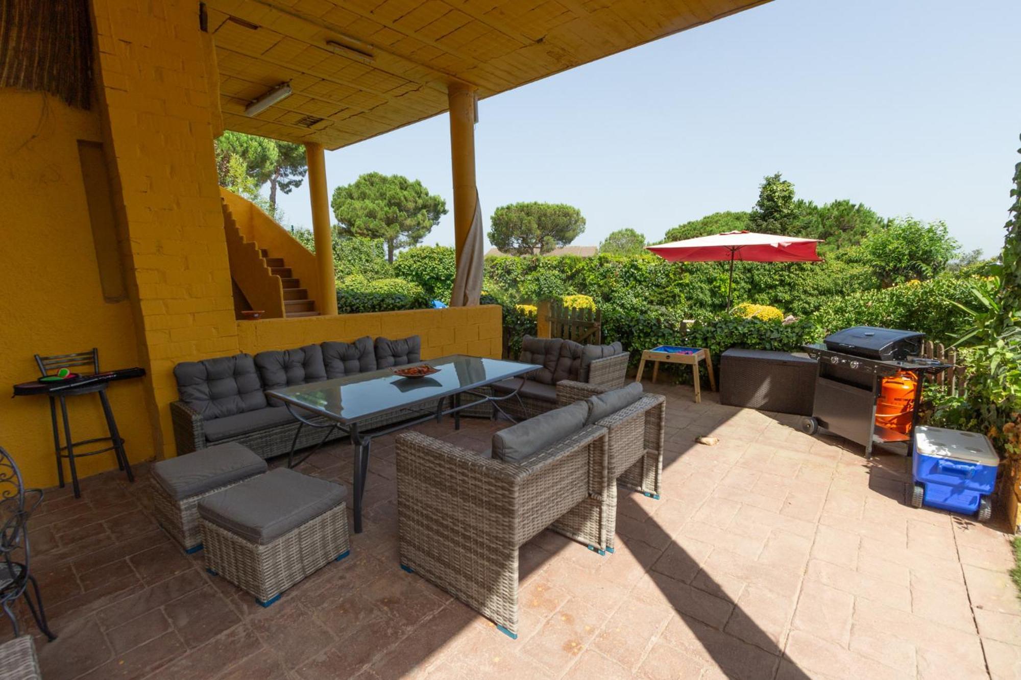 Villa 2 Private Abodes In One Magnificent Villa! *