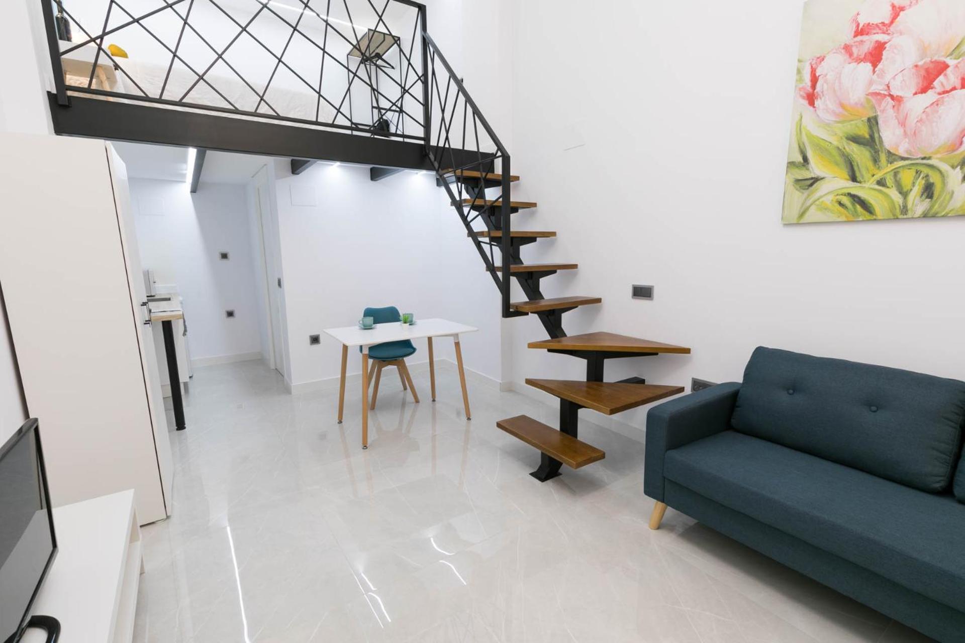 Apartamento Oficina-estudio En El Centro De