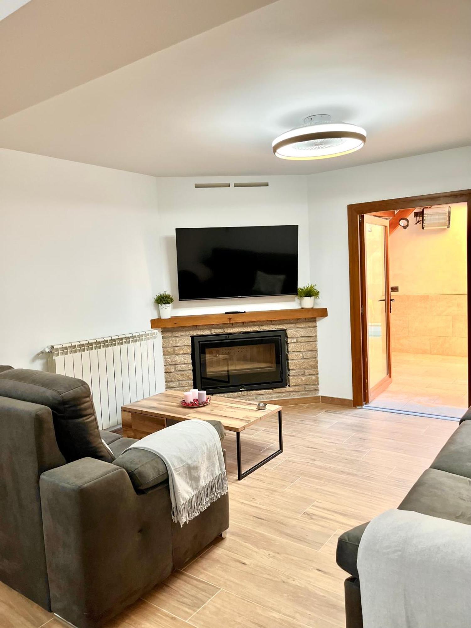 Holiday home El Balcon De Gredos