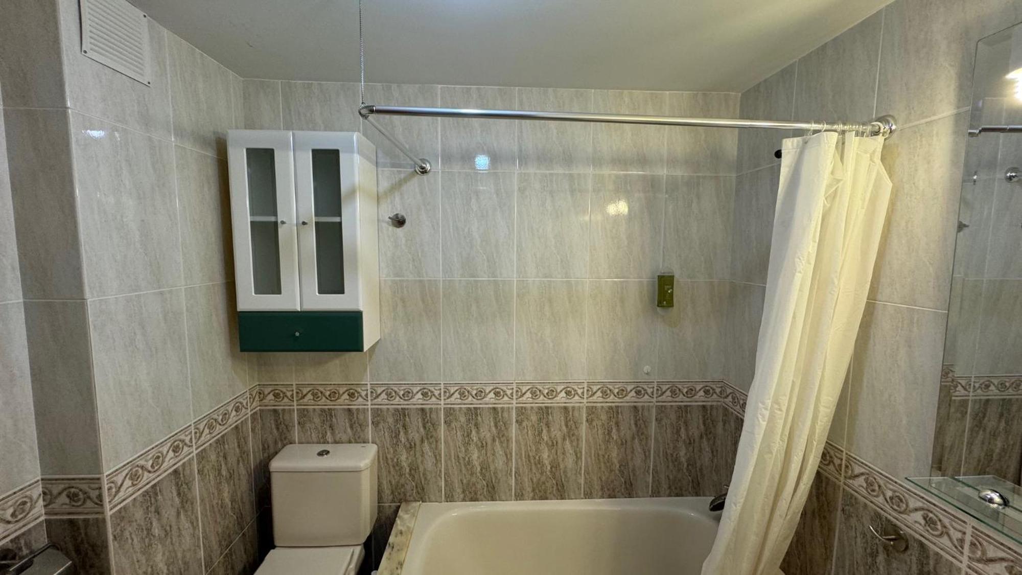 Apartment Piso En *