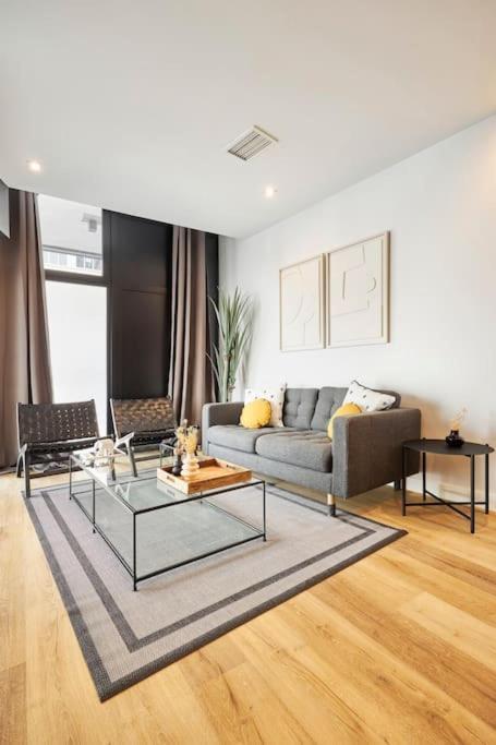 Apartment Gran Via Style