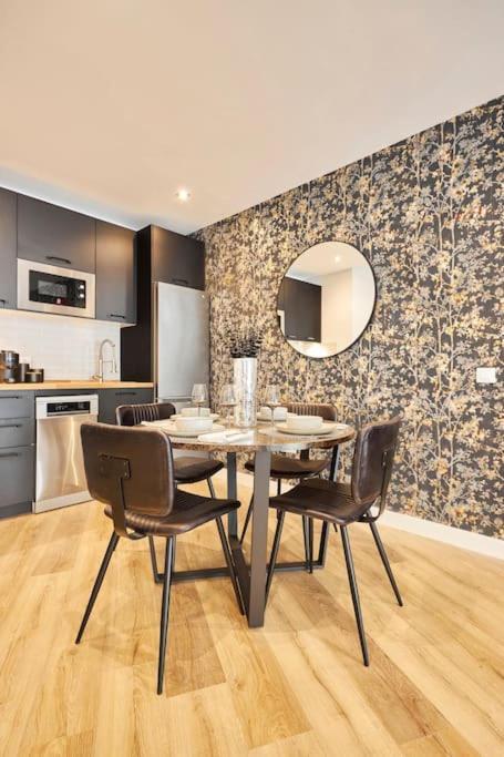 Gran Via Style Apartment *