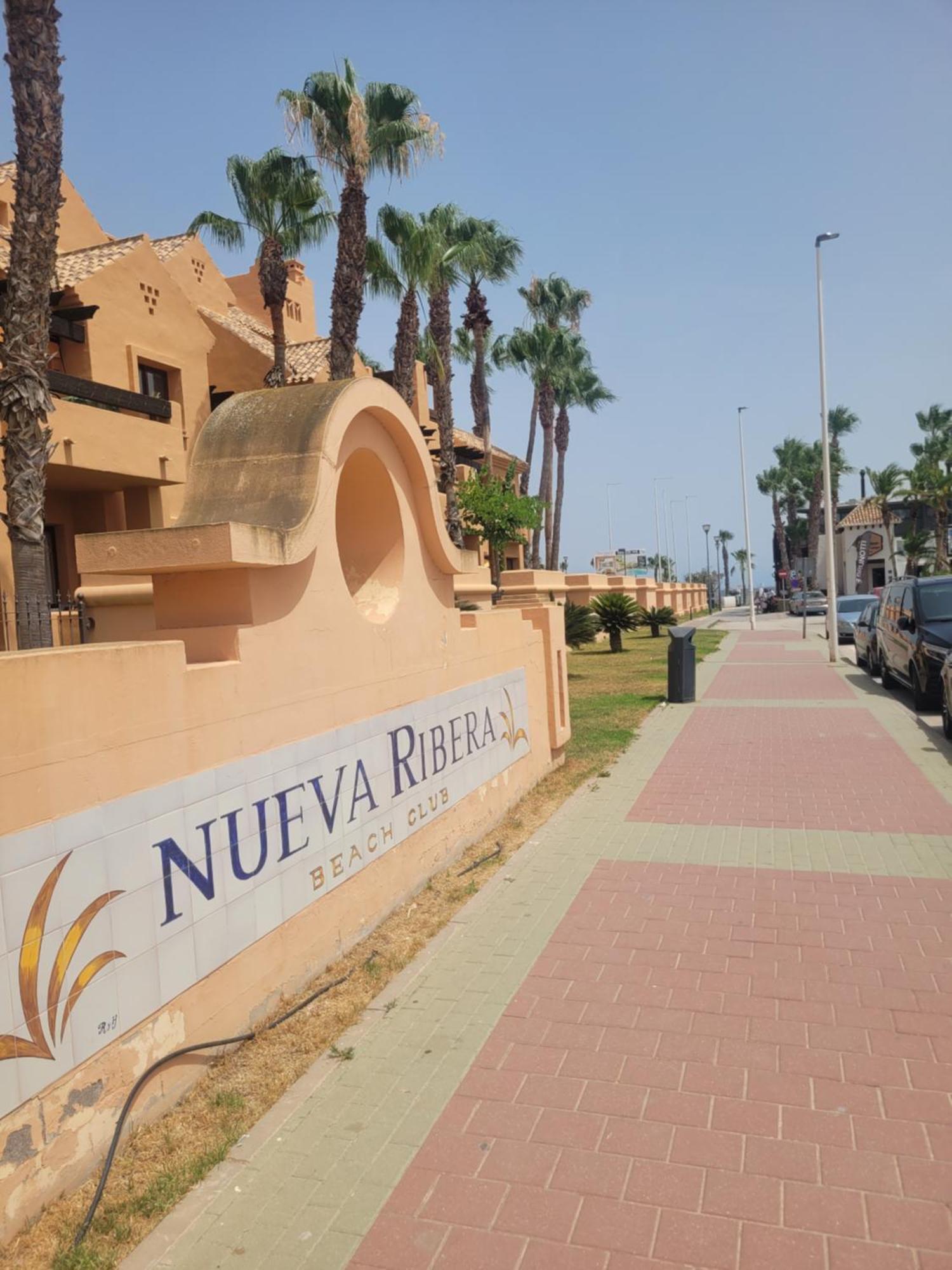 Alcazares Beachfront Maisonette Apartment Los Narejos