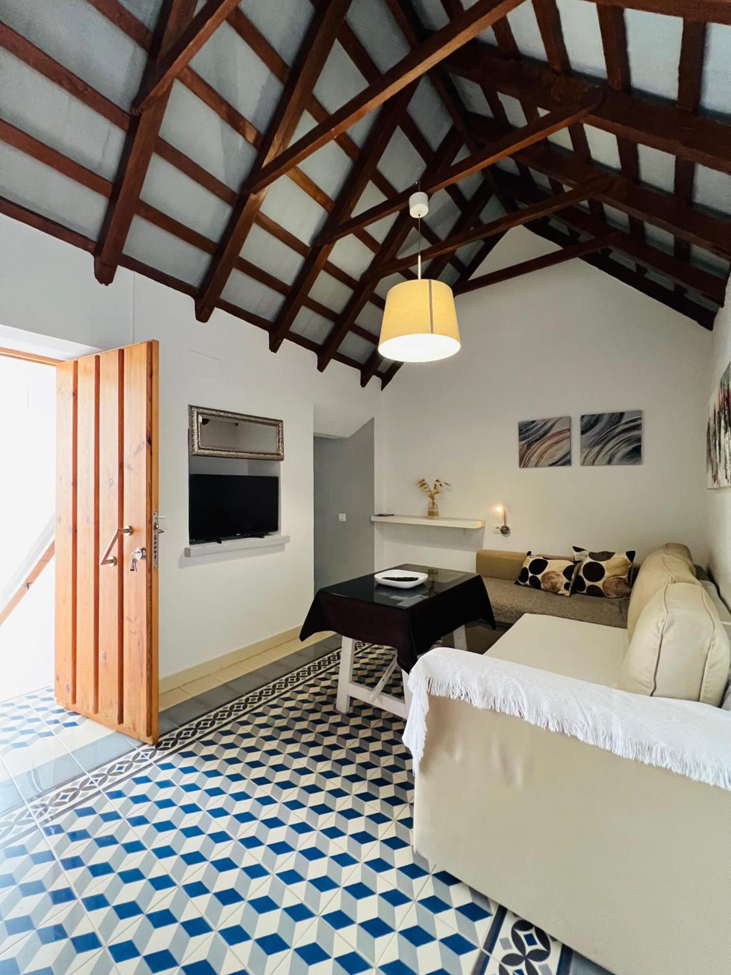 Casa Sagasta 3 *
