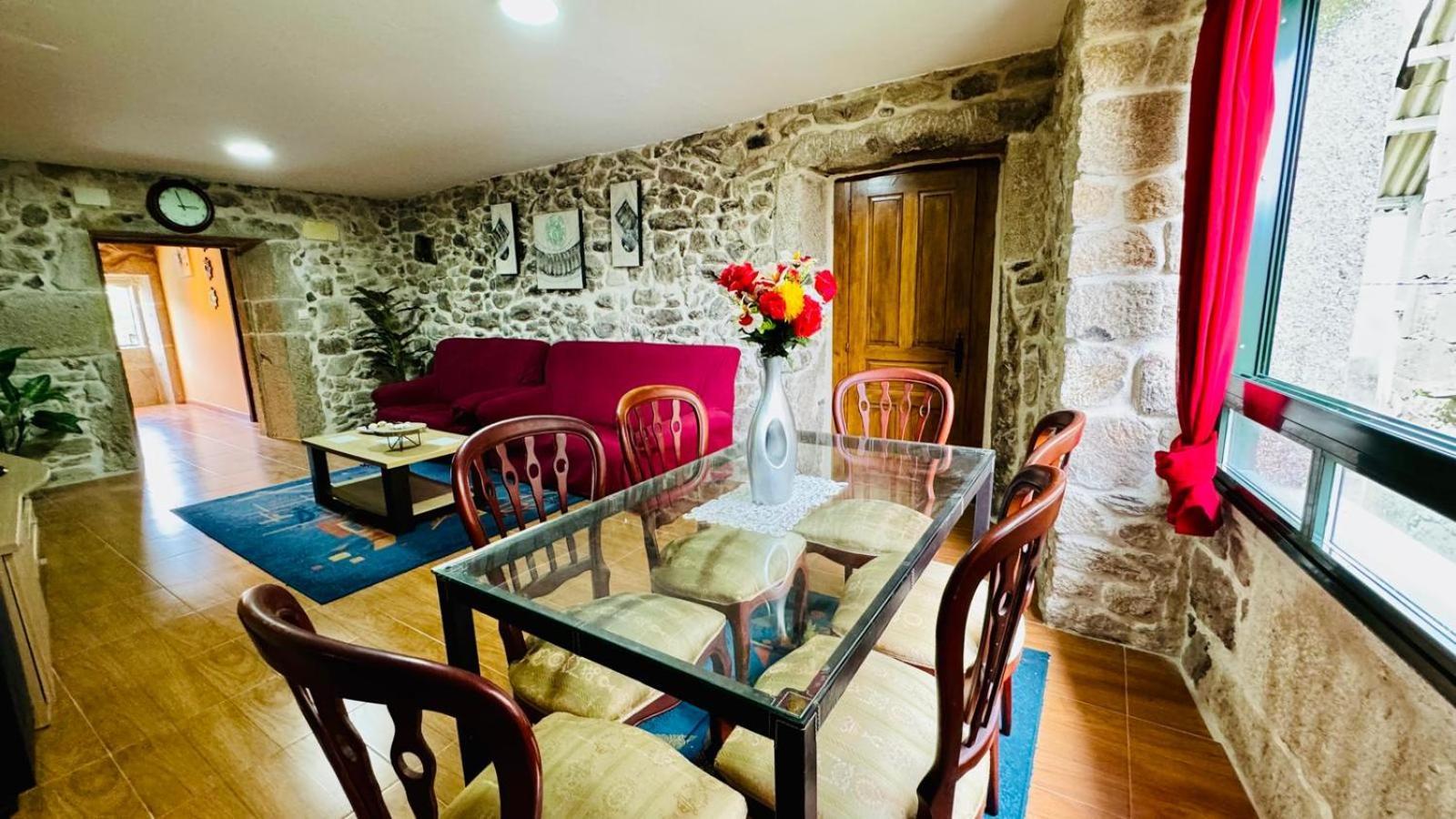 Casa A Voada Сasa de vacaciones Muiños