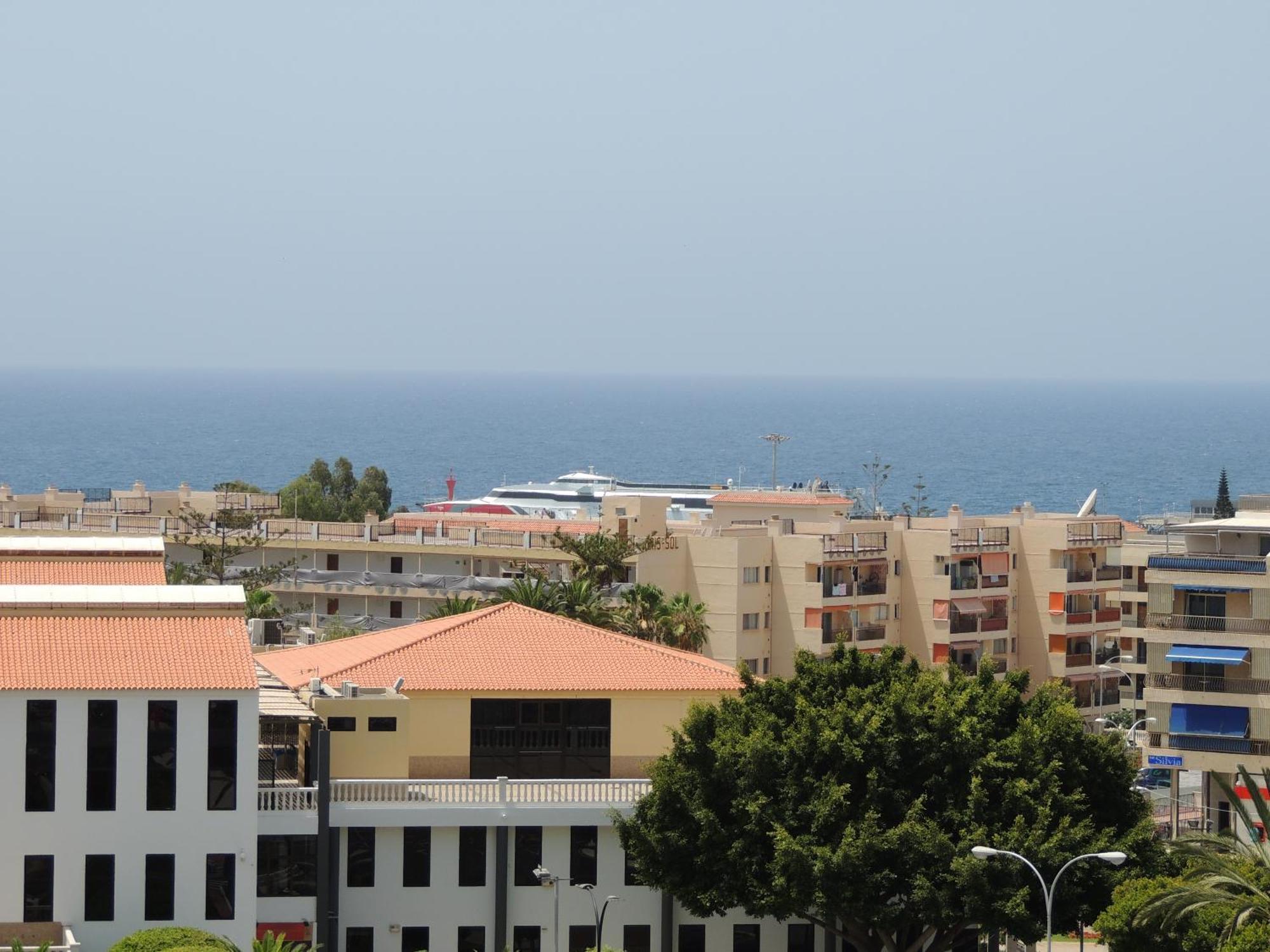 Apartamento Casa Liotro Comfortable, Panoramic,central, Near The Sea,swimming Pool,wifi,terrace *