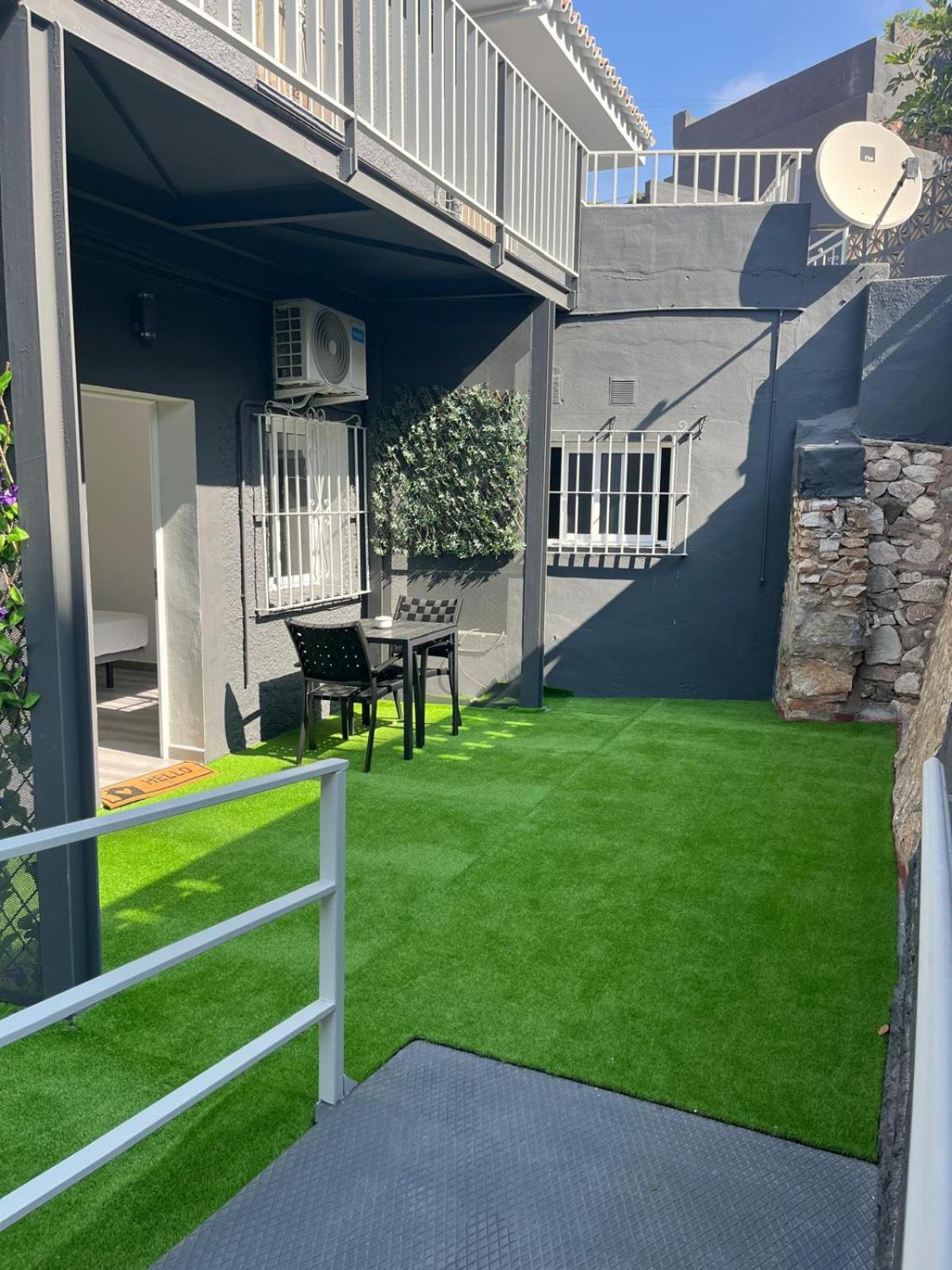 Amir Guest house