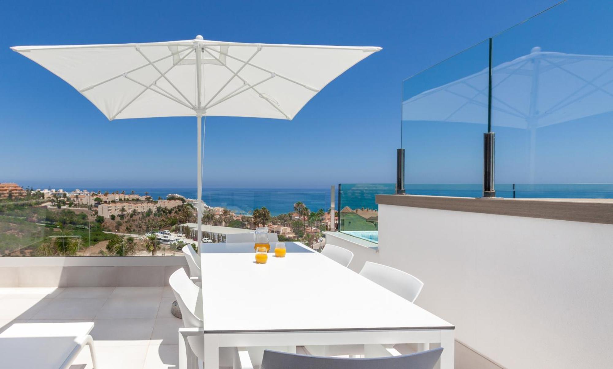 Apartahotel Seaview With Private Pool Fuengirola