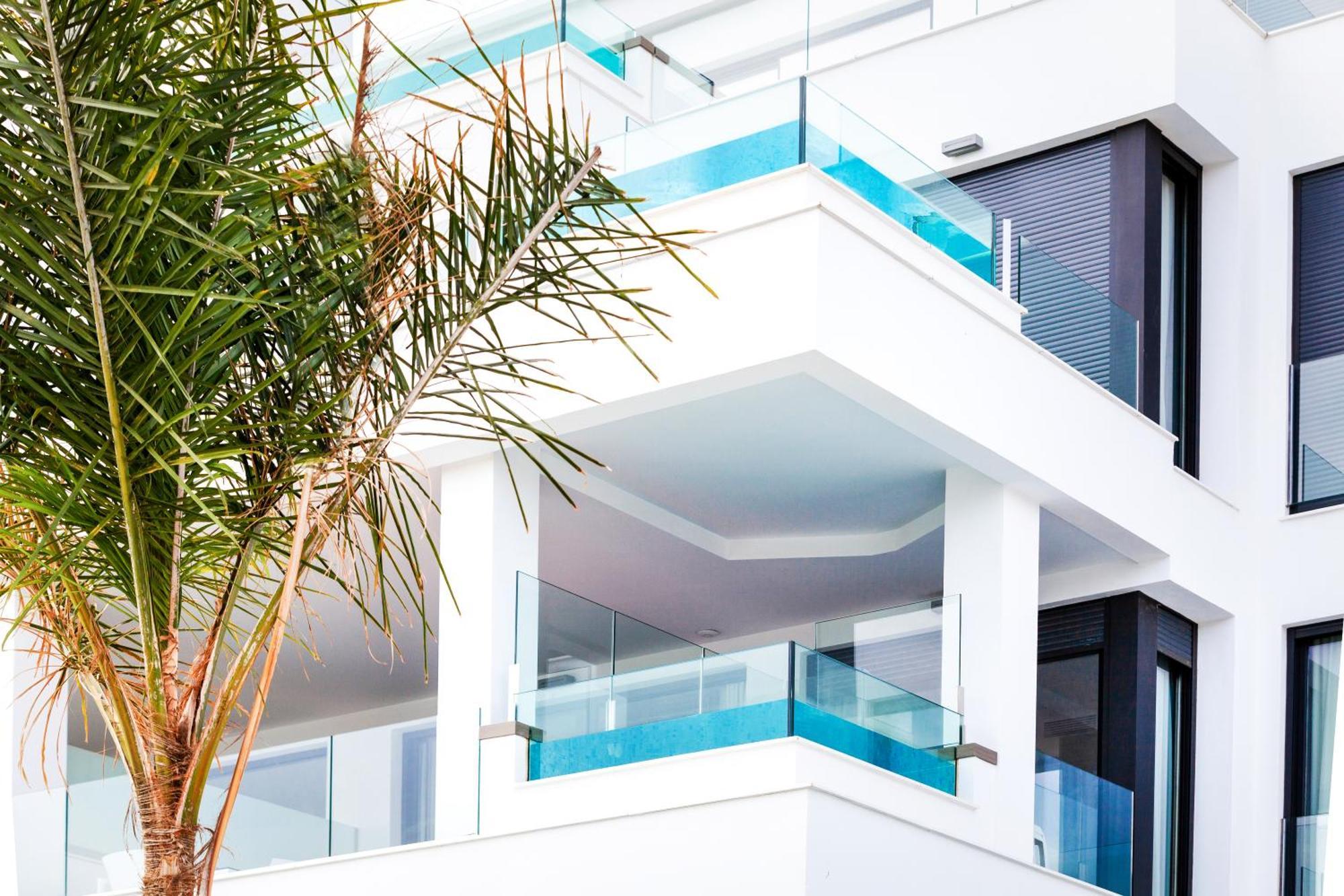 Seaview With Private Pool Apartahotel *