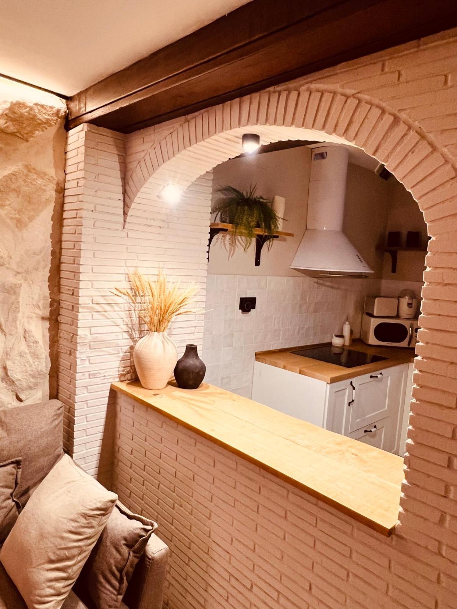 Valeria Casa Con Cueva Privada Del 1748 Requena