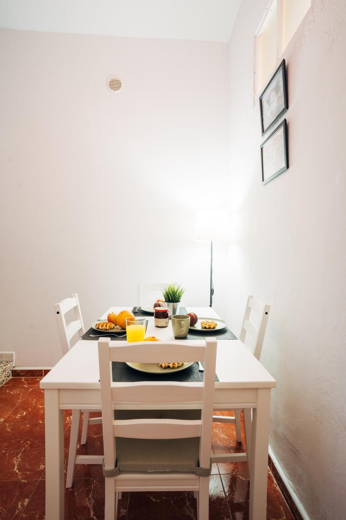 At San Cristobal A 5 Minutos De Puerta Purchena, Wifi Gratis! Holiday home
