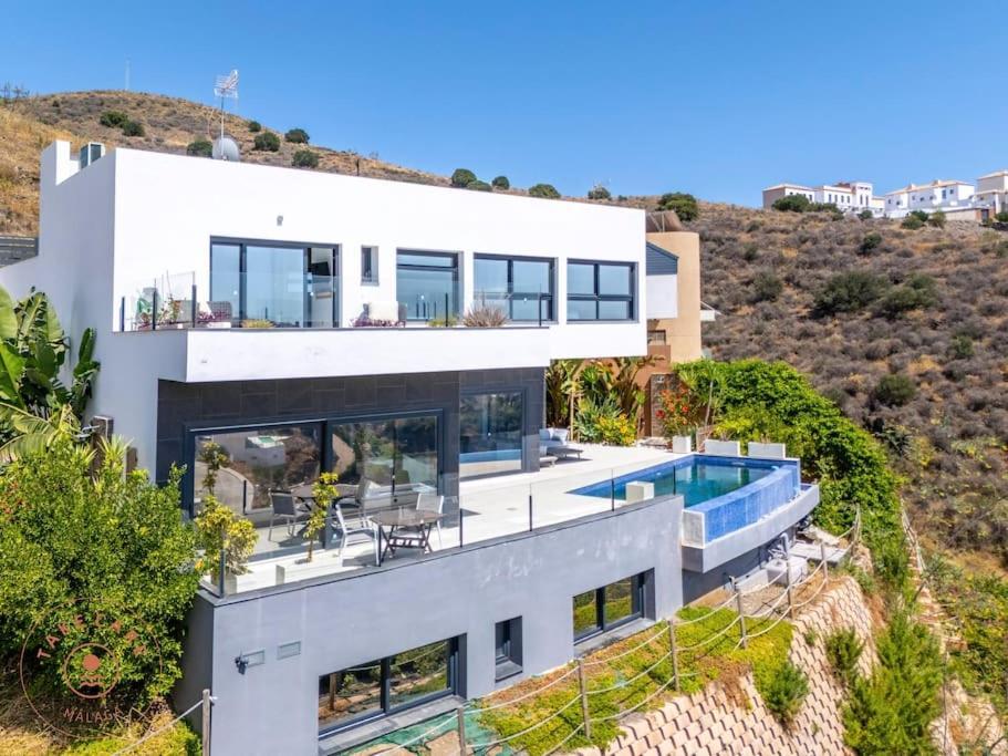 Villa Luxury Seaview Jensen - Tcm