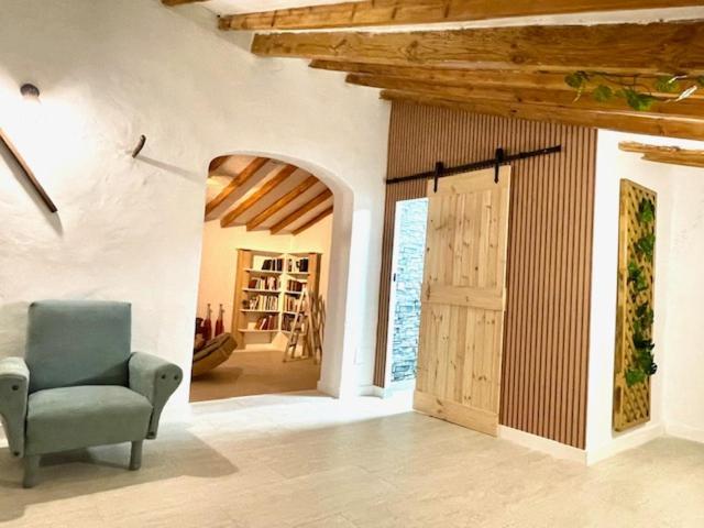 Holiday home Paraje Natural, 6 Habitaciones, Piscina, 1800m2, Cesped *