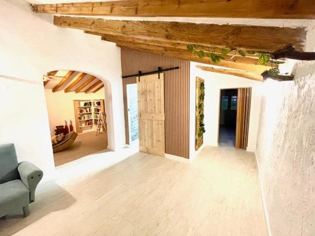 Paraje Natural, 6 Habitaciones, Piscina, 1800m2, Cesped Сasa de vacaciones *