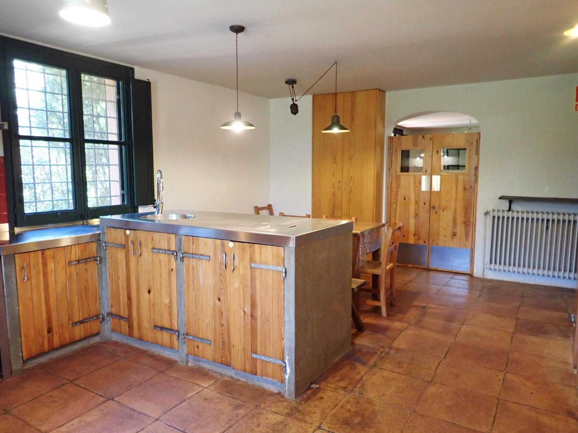 Holiday home Nou En Con Piscina Crespia