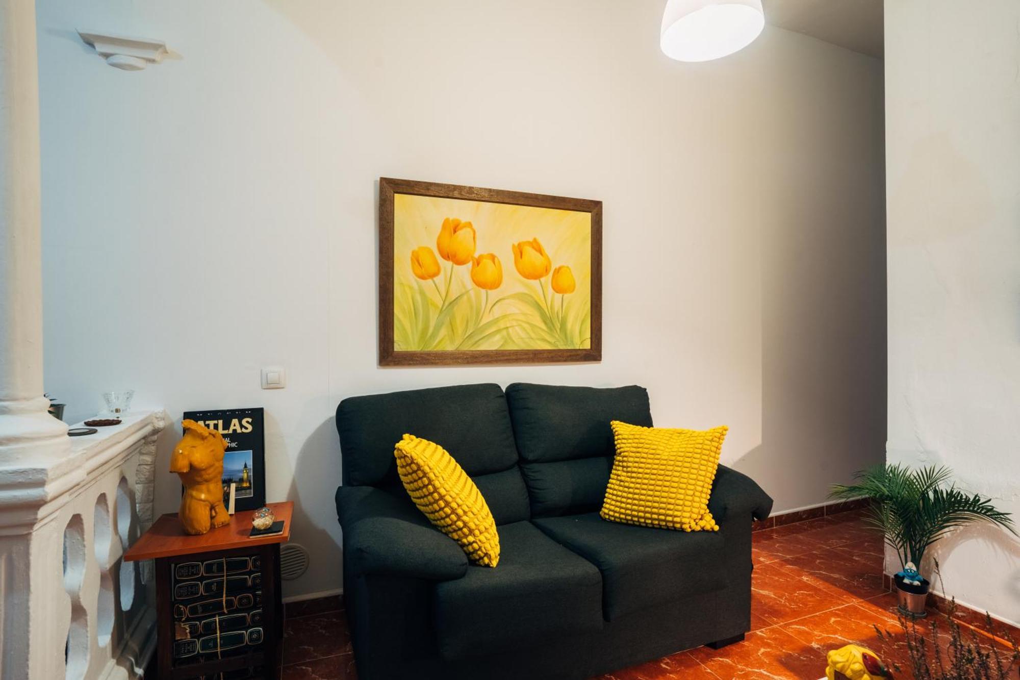 At San Cristobal A 5 Minutos De Puerta Purchena, Wifi Gratis! Almeria