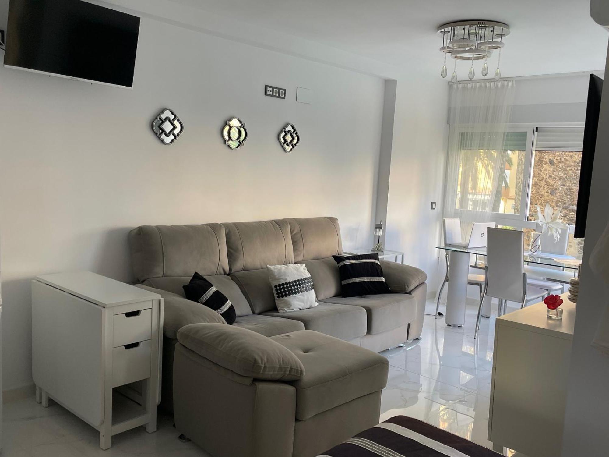 Estudio En Centro Internacional Apartment