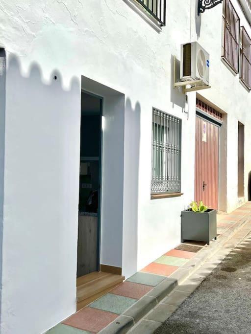 Nuevo Y Centrico Apartamento *