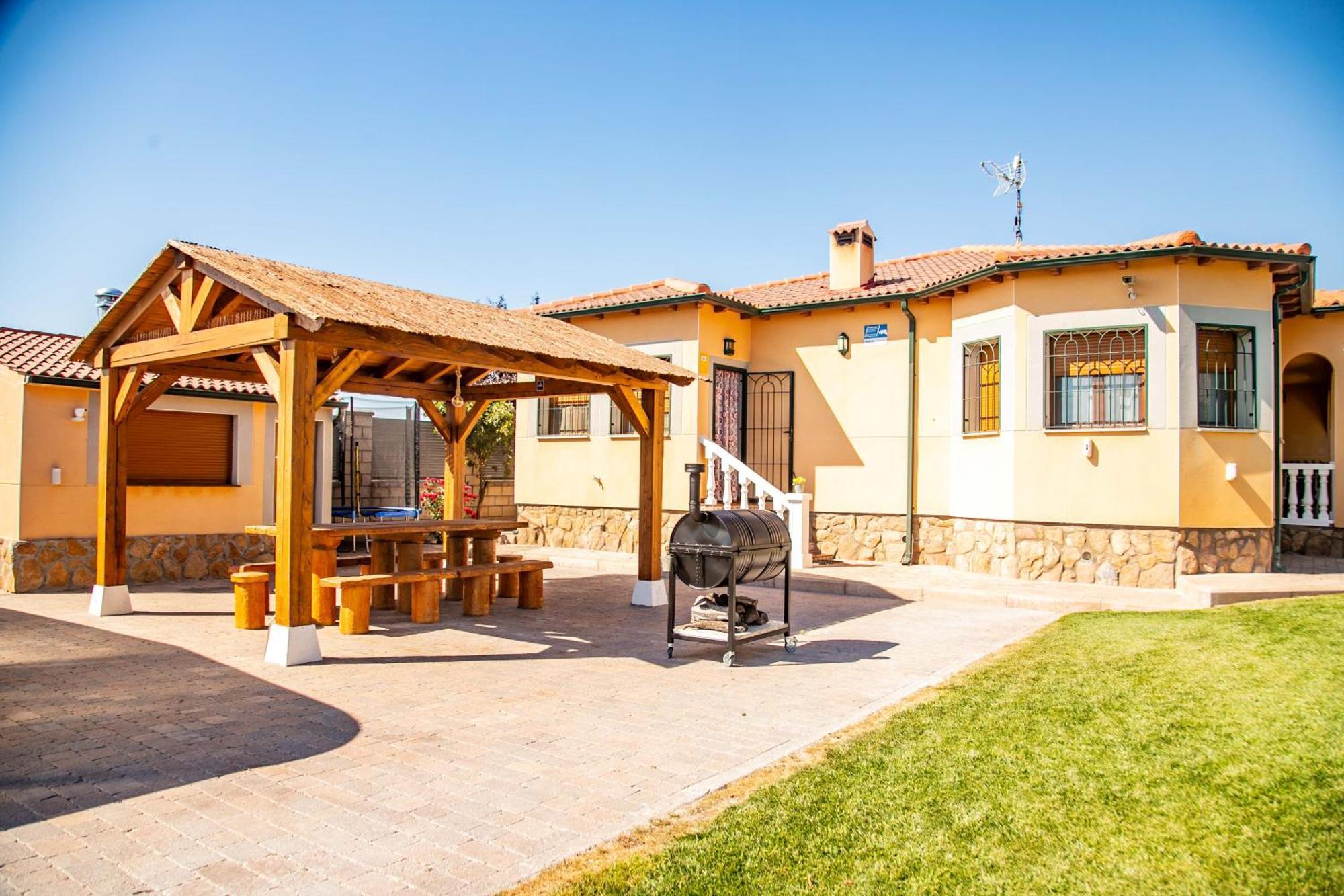 Holiday home La Serradilla *