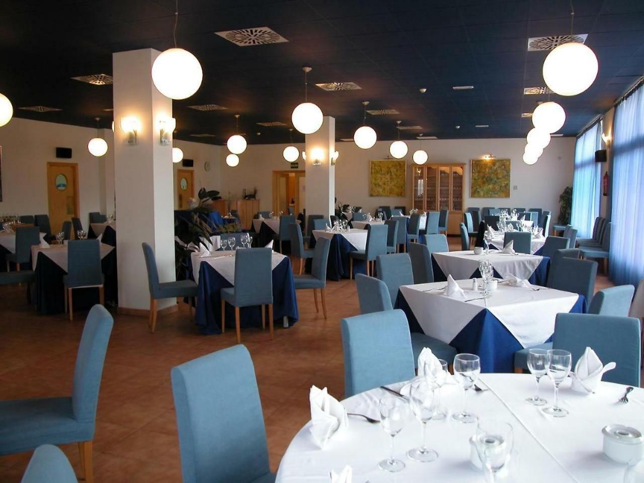 Hotel De 3*