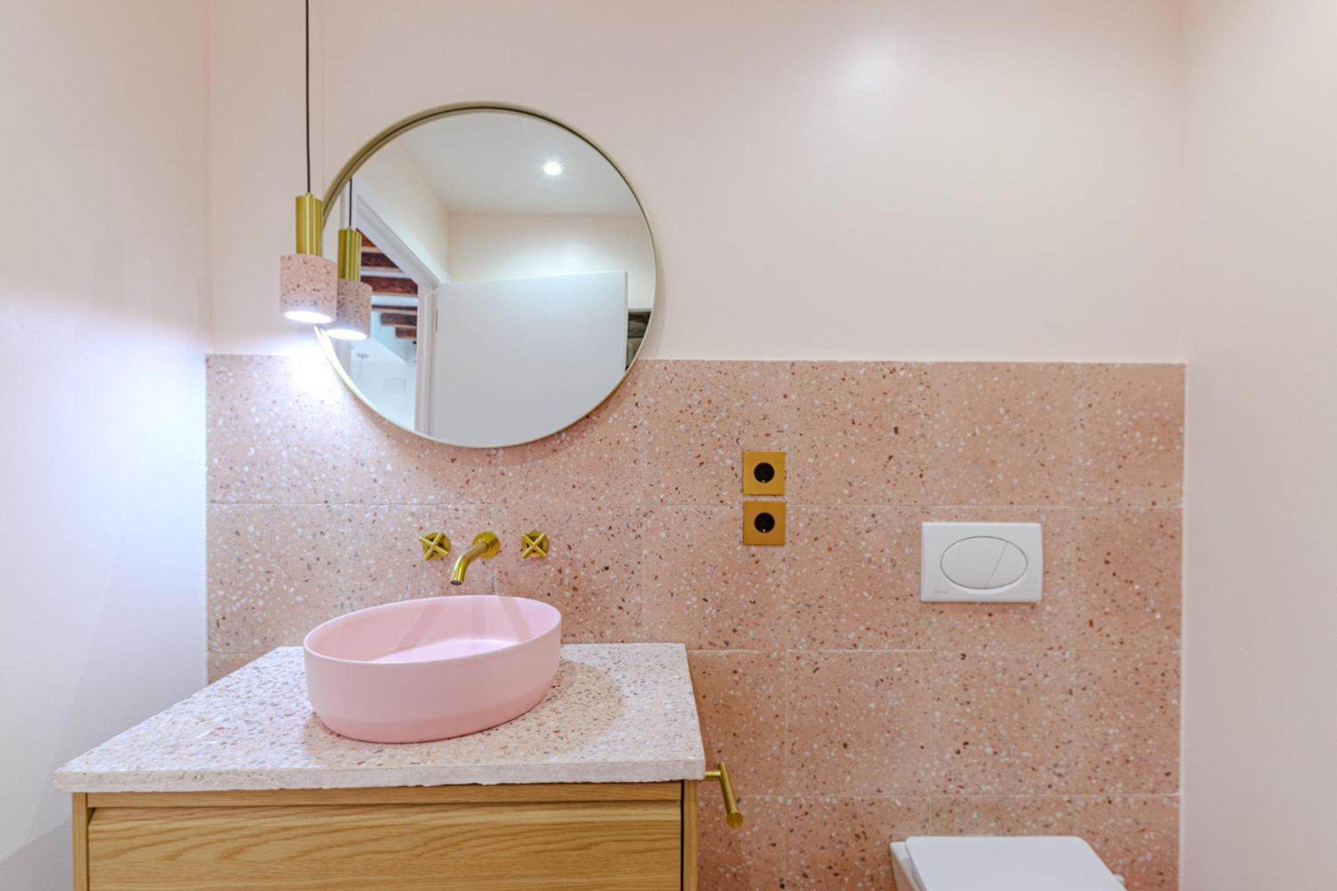 Glamorous Pink In Center Apartamento Alicante