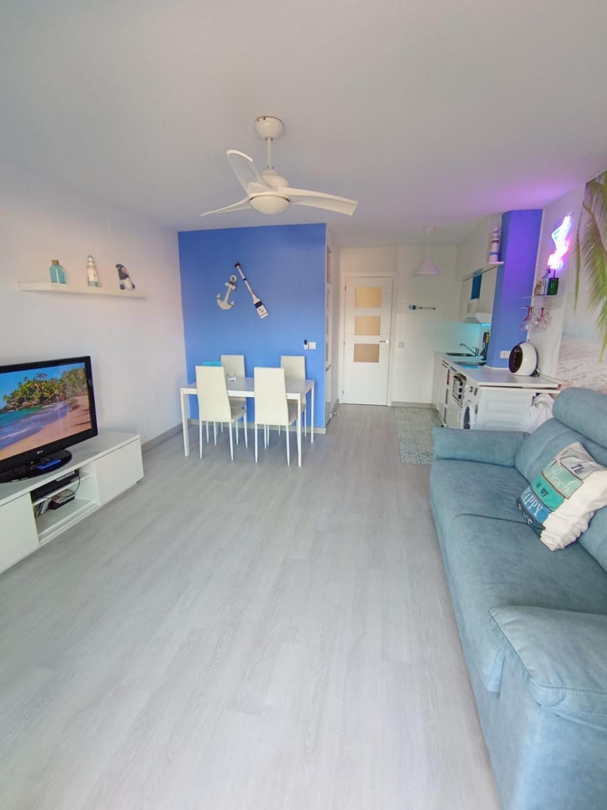 Enfrente La Playa Apartamento