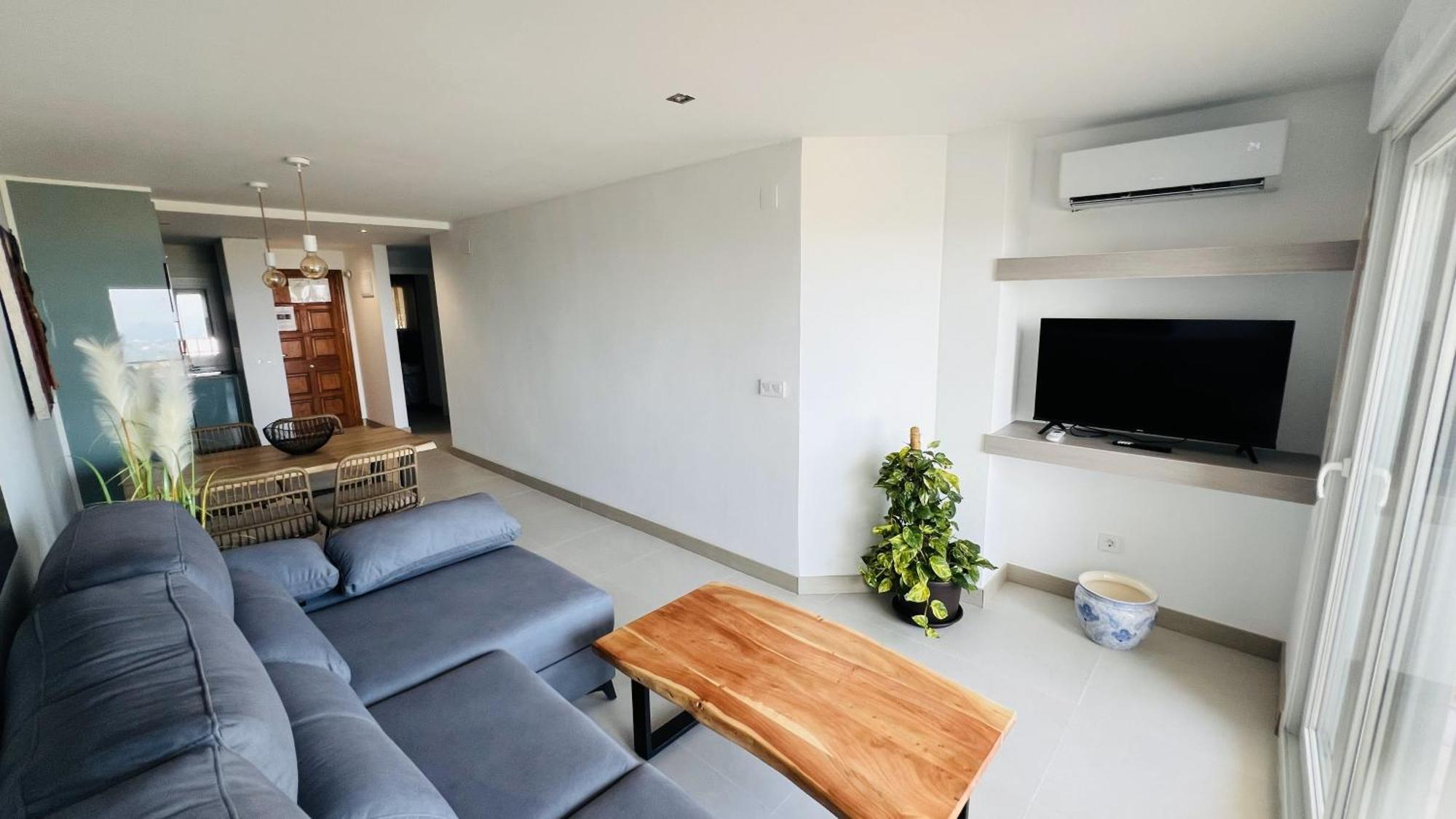 Complejo Bellavista Residencial * Pego