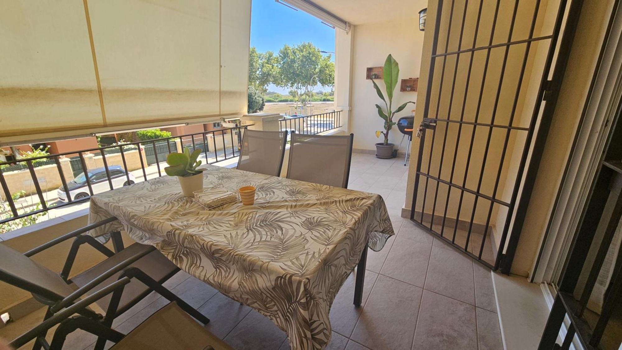 - Playa A 200m Terraza Piscina Padel