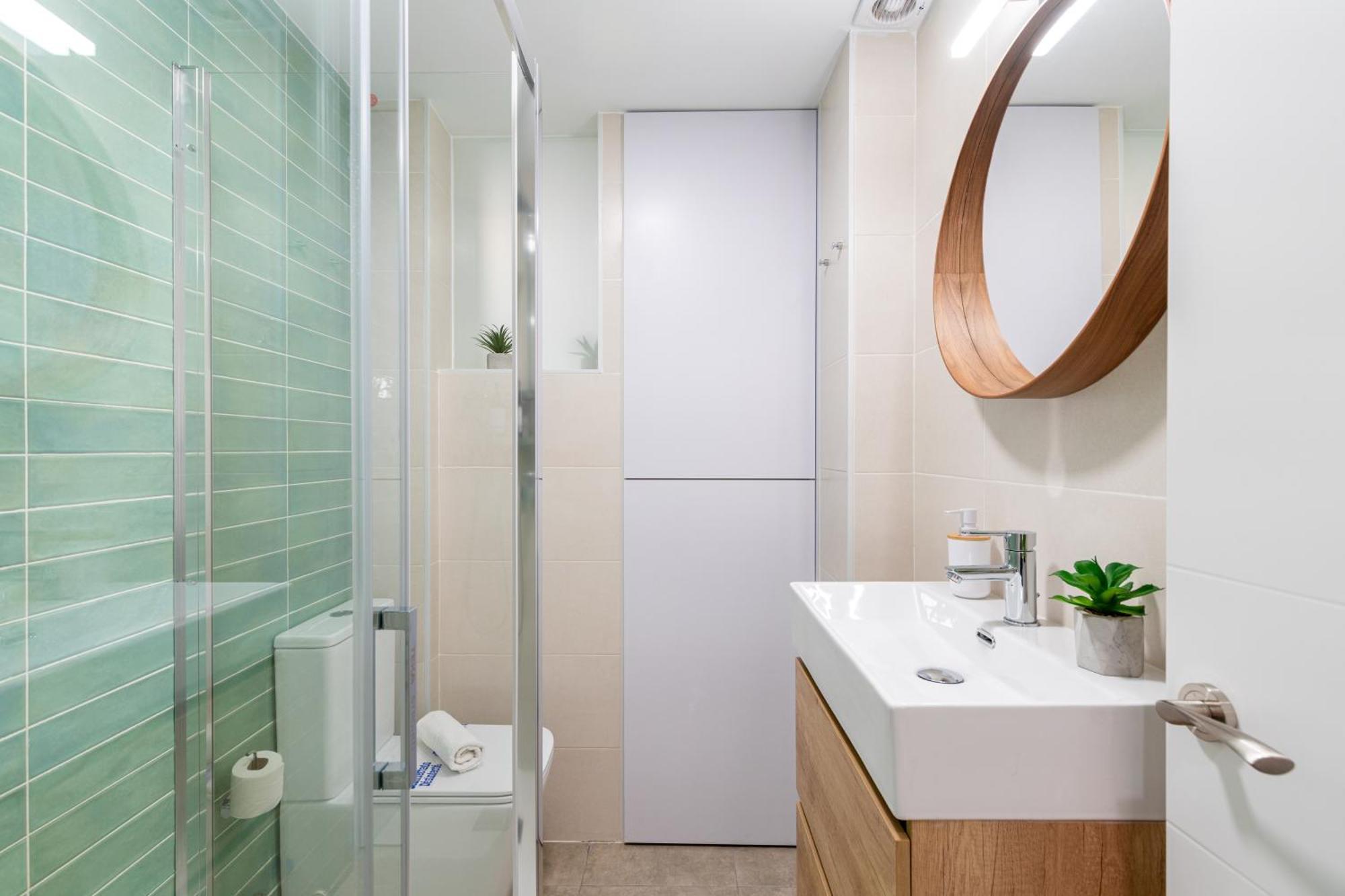 Piso Elegante Y Nuevo De 3 Y 2 Banos Apartamento Sevilla