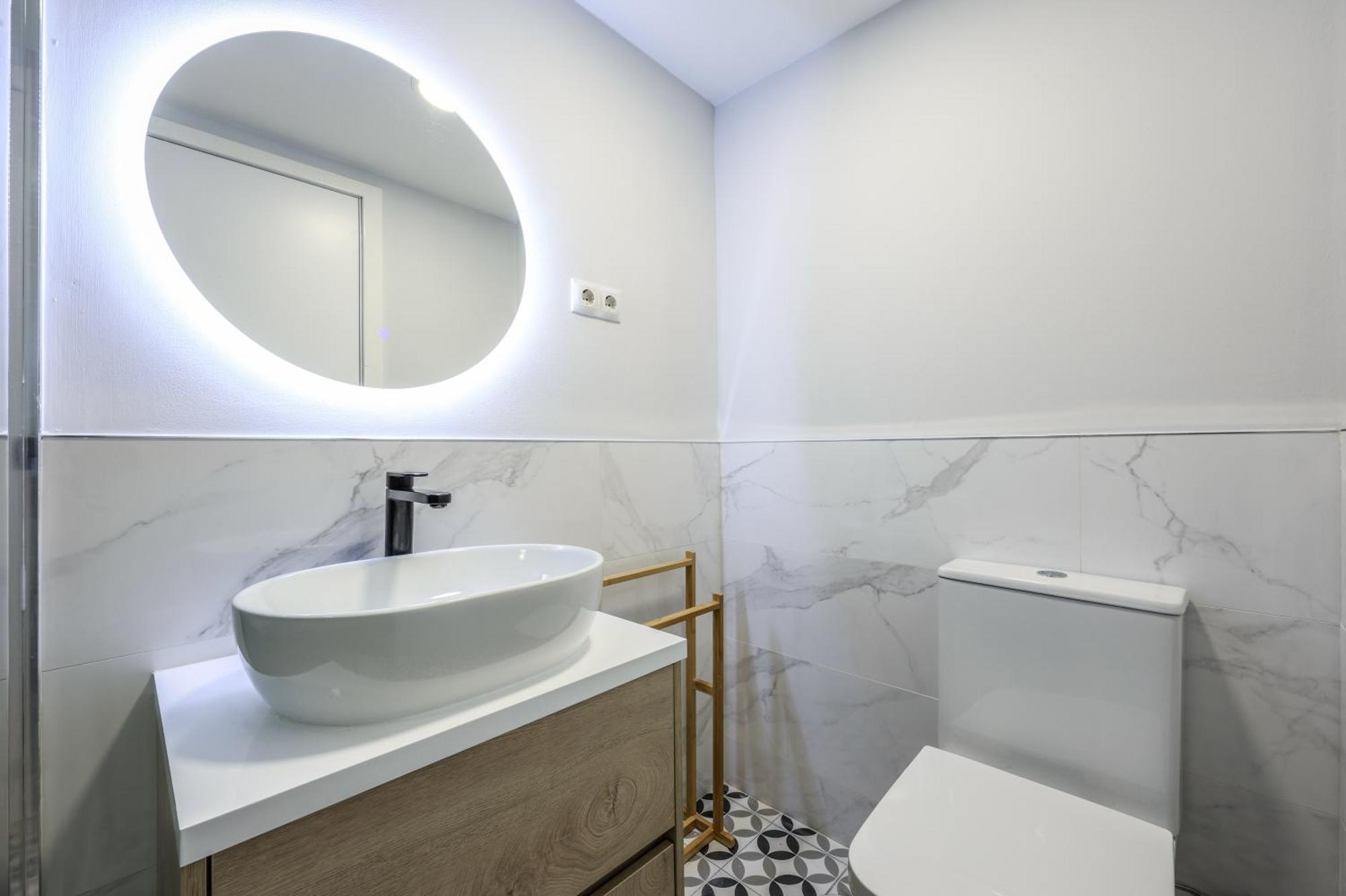 Reformados En Tirso De Molina Act Apartment