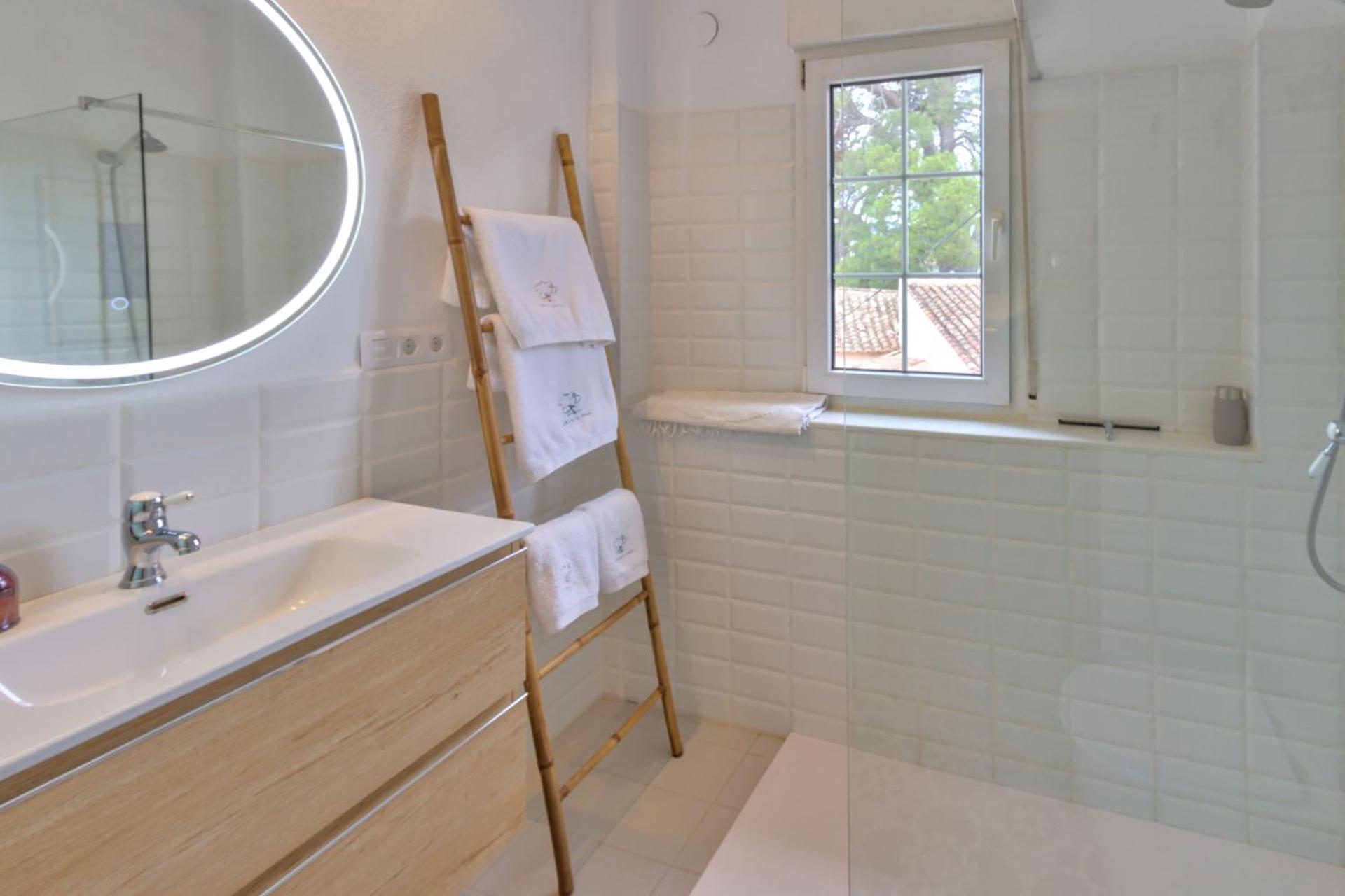 Bed and breakfast Cortijo El Pino Albuñuelas