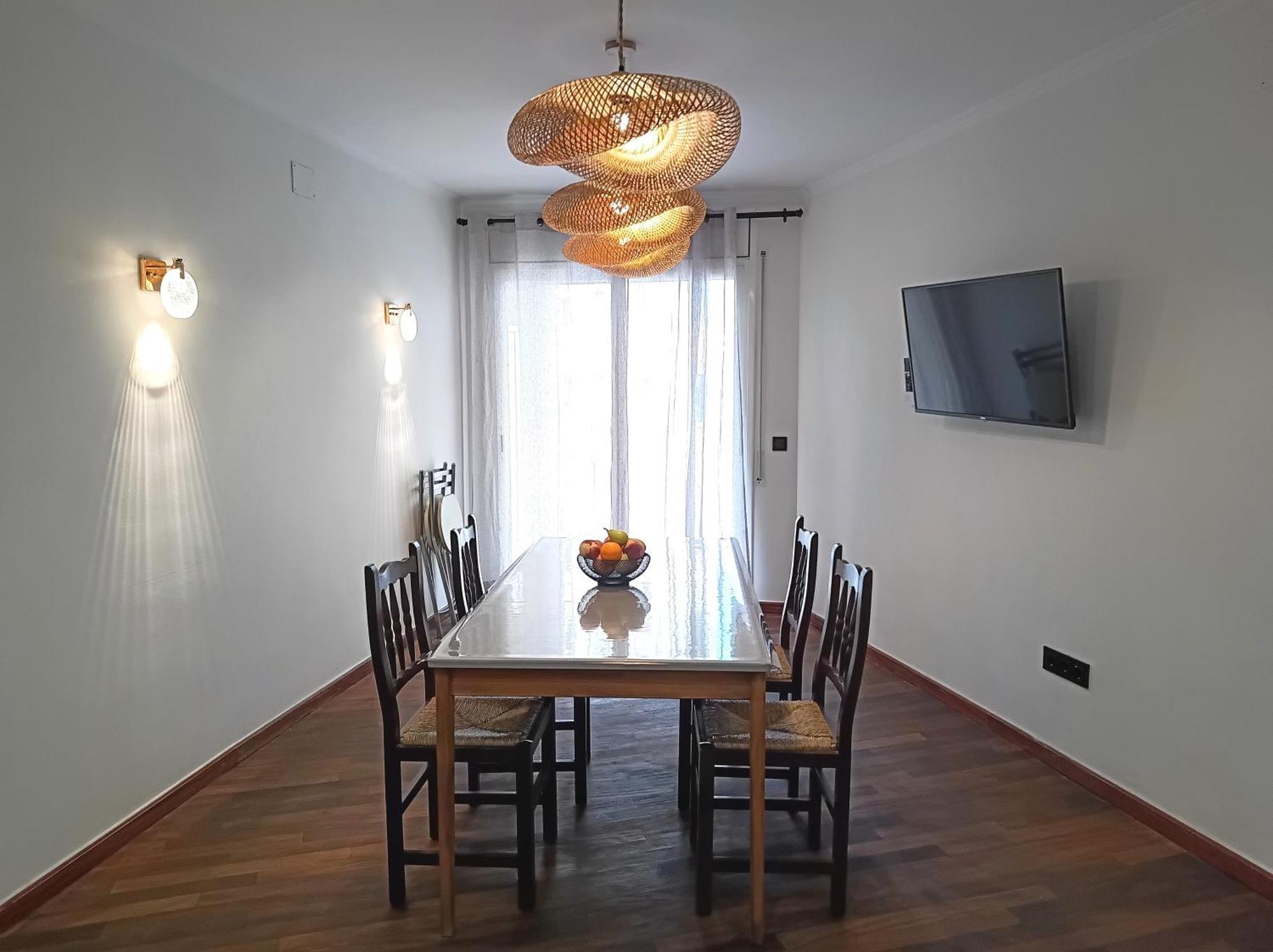 Apart Maritim Central Place * Sant Feliu de Guixols