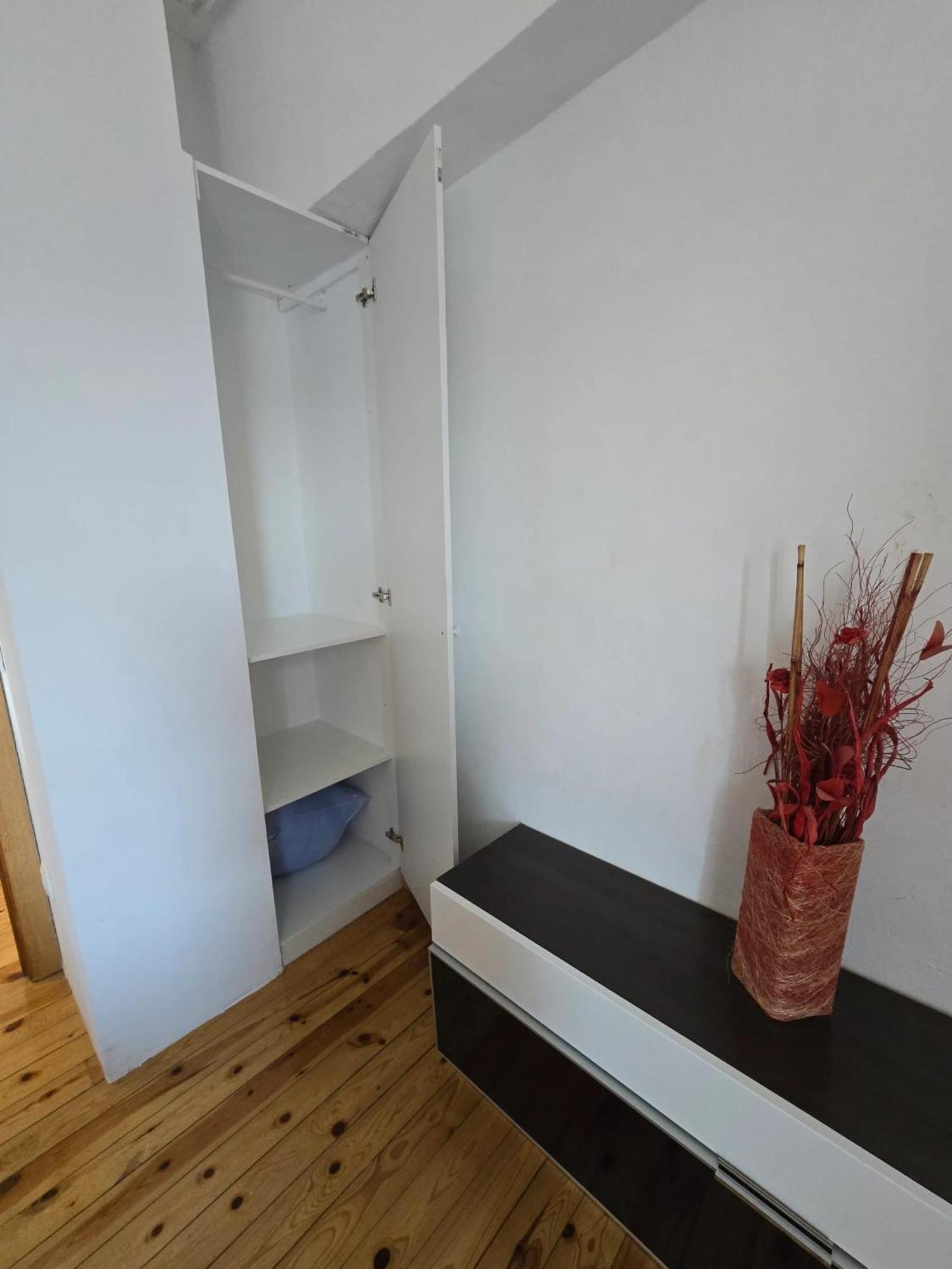 Spacious In Mountain View 150 Sqm Apartamento *