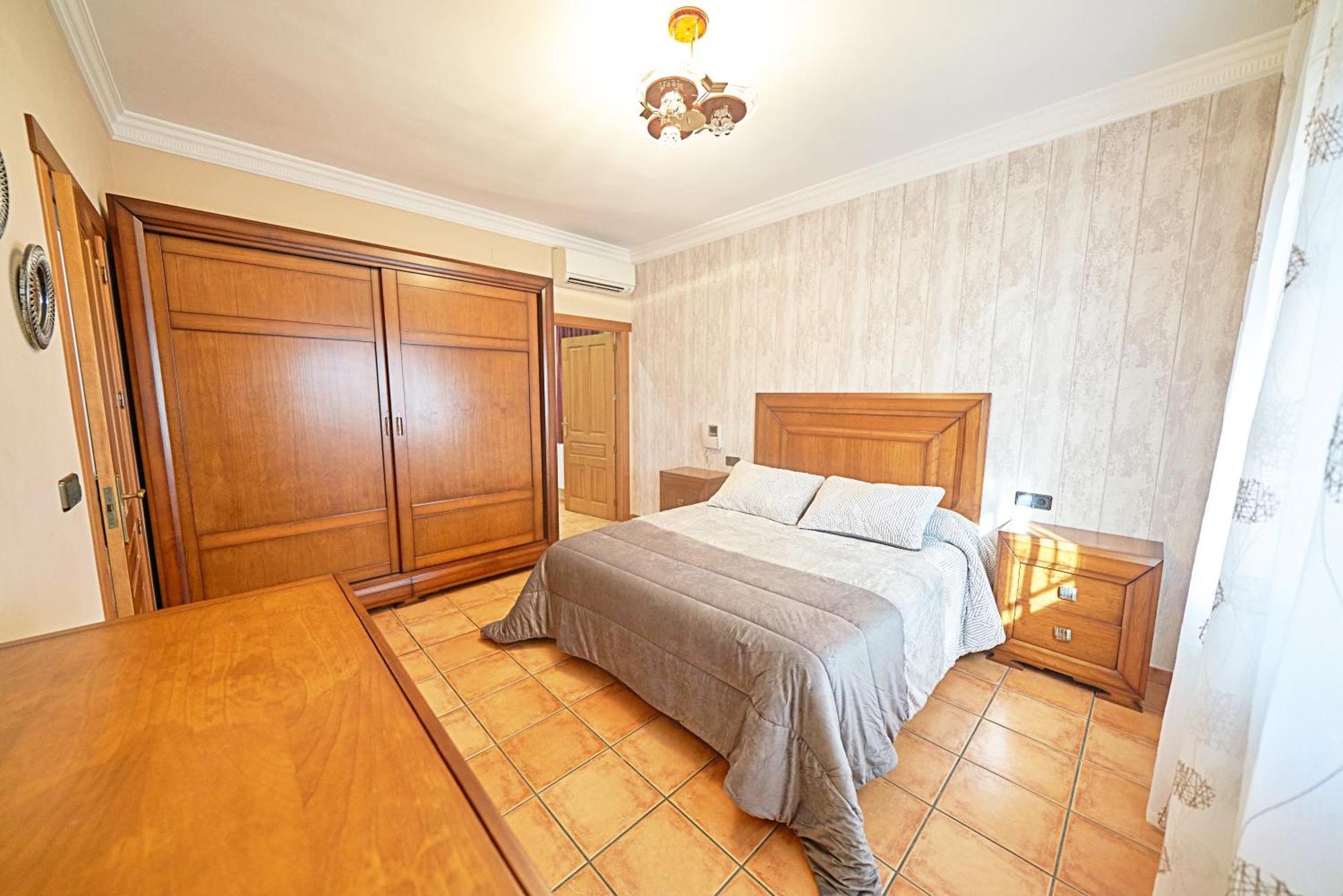Teatinos Сasa de vacaciones Casas de Fernando Alonso