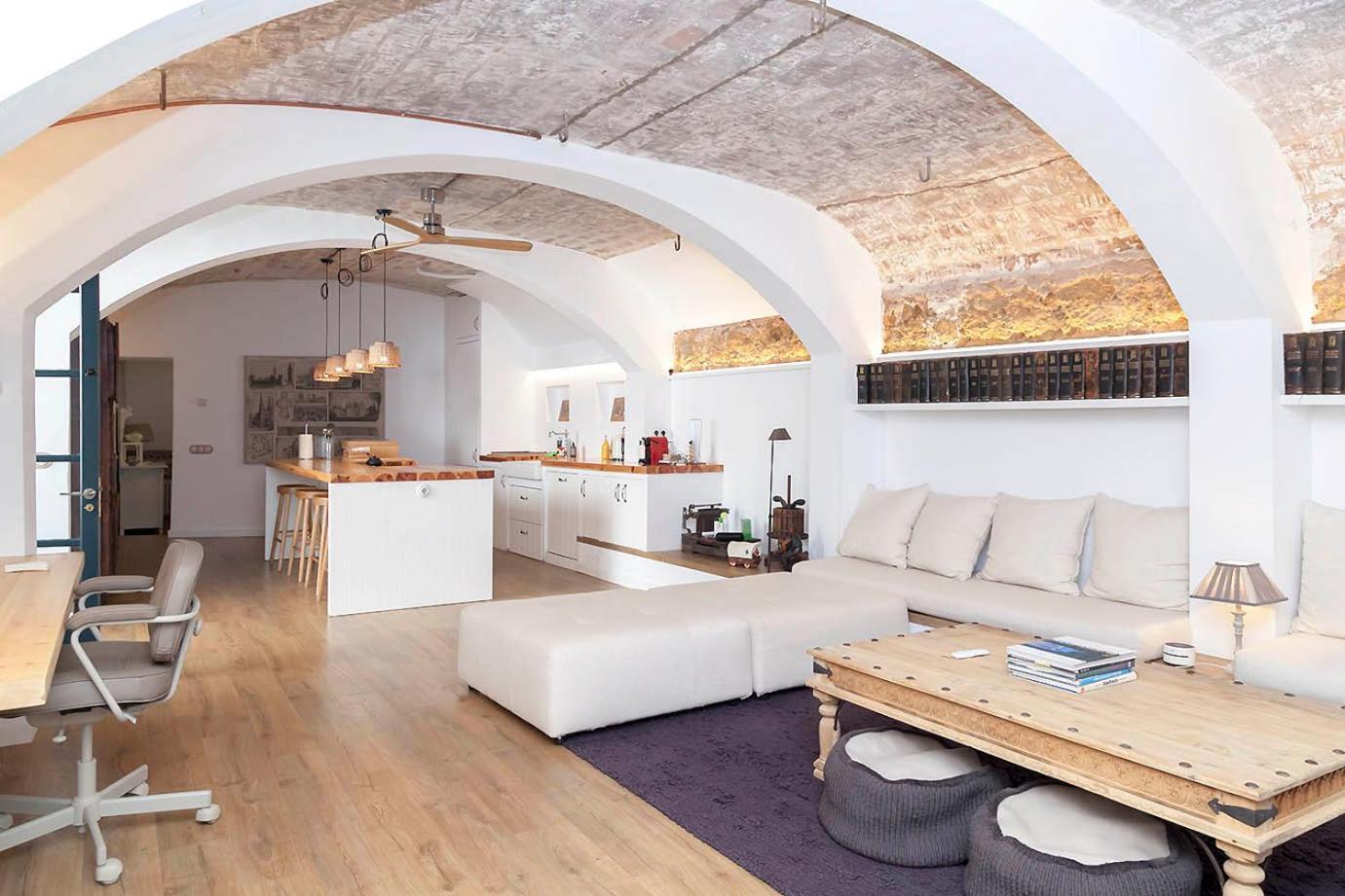 A Historic Xvi Century Near Barcelona Holiday home Caldes D'Estrach