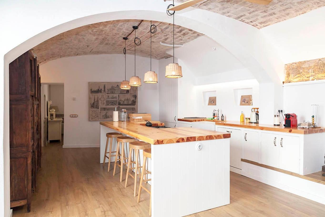 A Historic Xvi Century Near Barcelona Holiday home