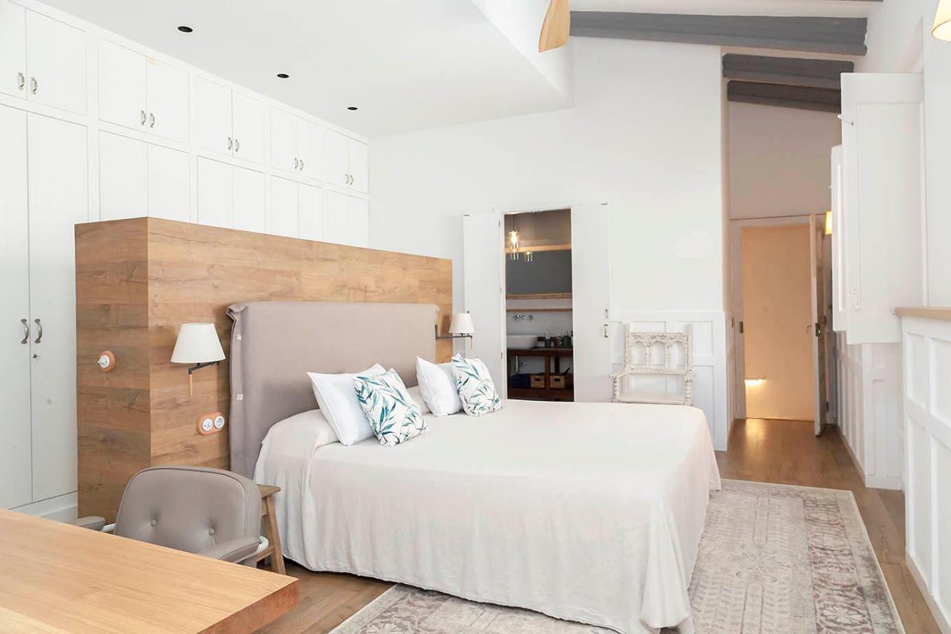 A Historic Xvi Century Near Barcelona Holiday home