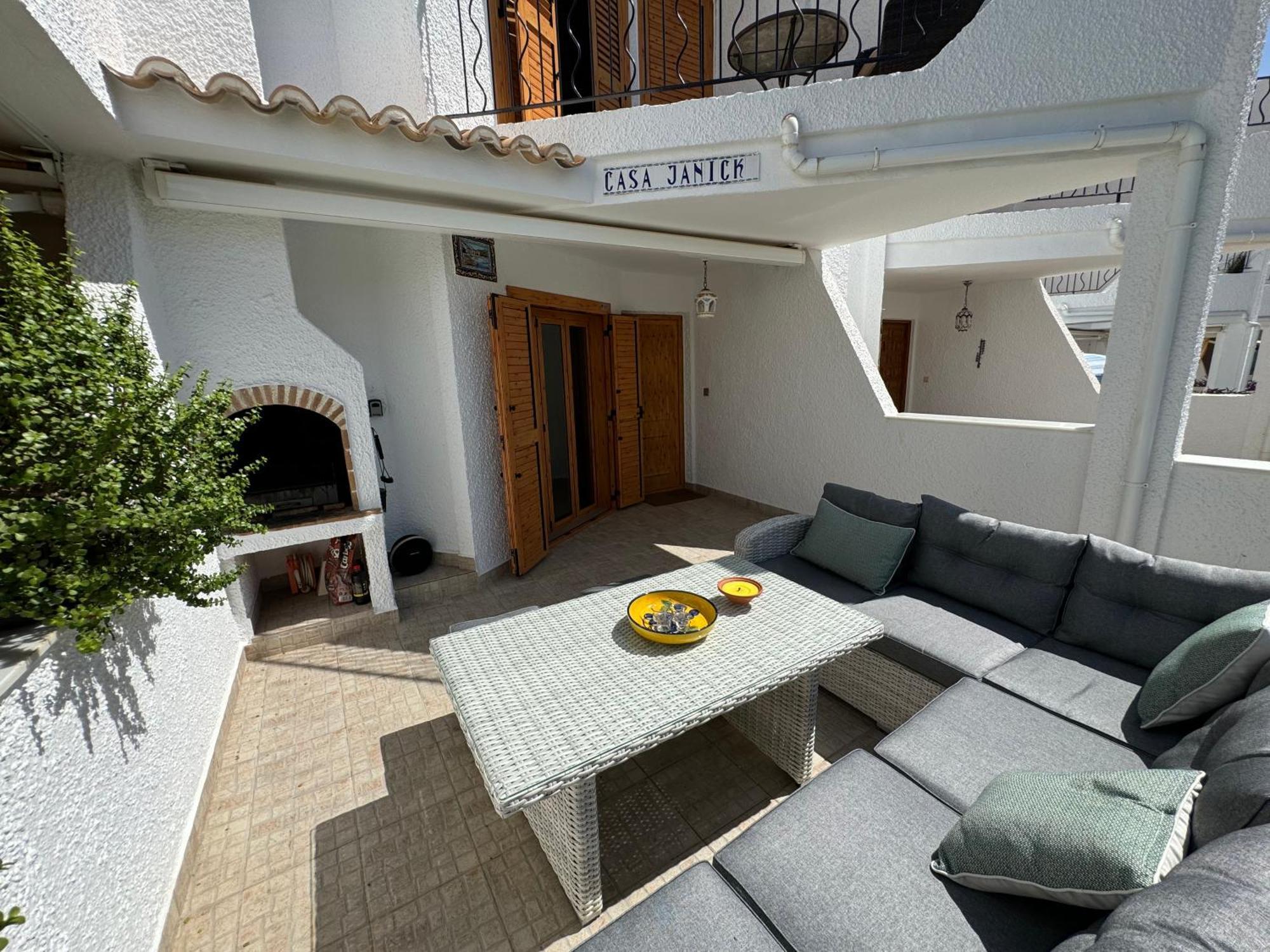 Contemporary House In Cabo Roig *